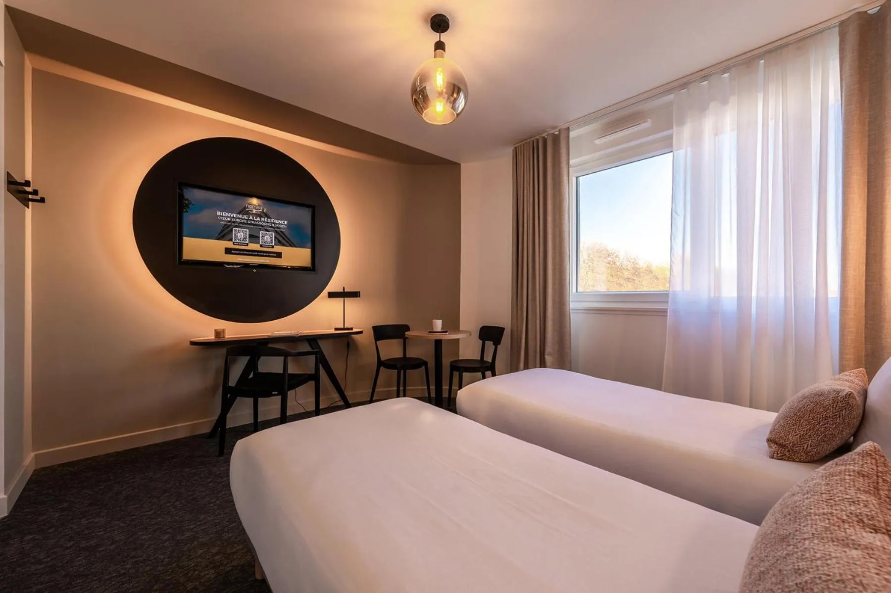 Bed in Nemea Appart Hotel Coeur Europe Strasbourg Illkirch