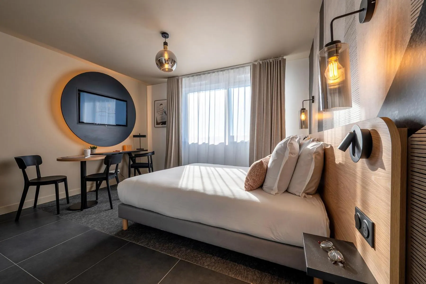 Bed in Nemea Appart Hotel Coeur Europe Strasbourg Illkirch