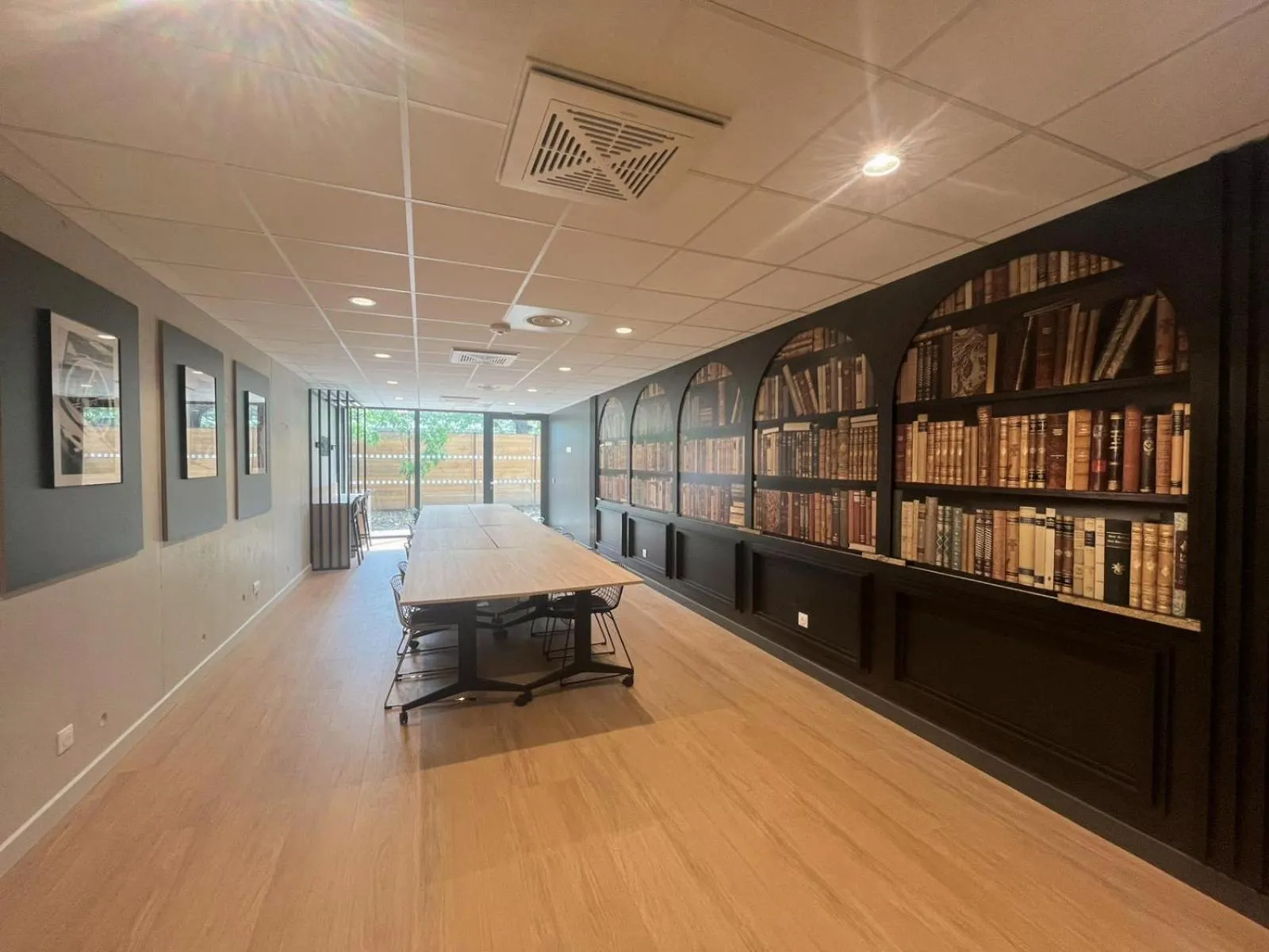 Meeting/conference room in Nemea Appart Hotel Coeur Europe Strasbourg Illkirch