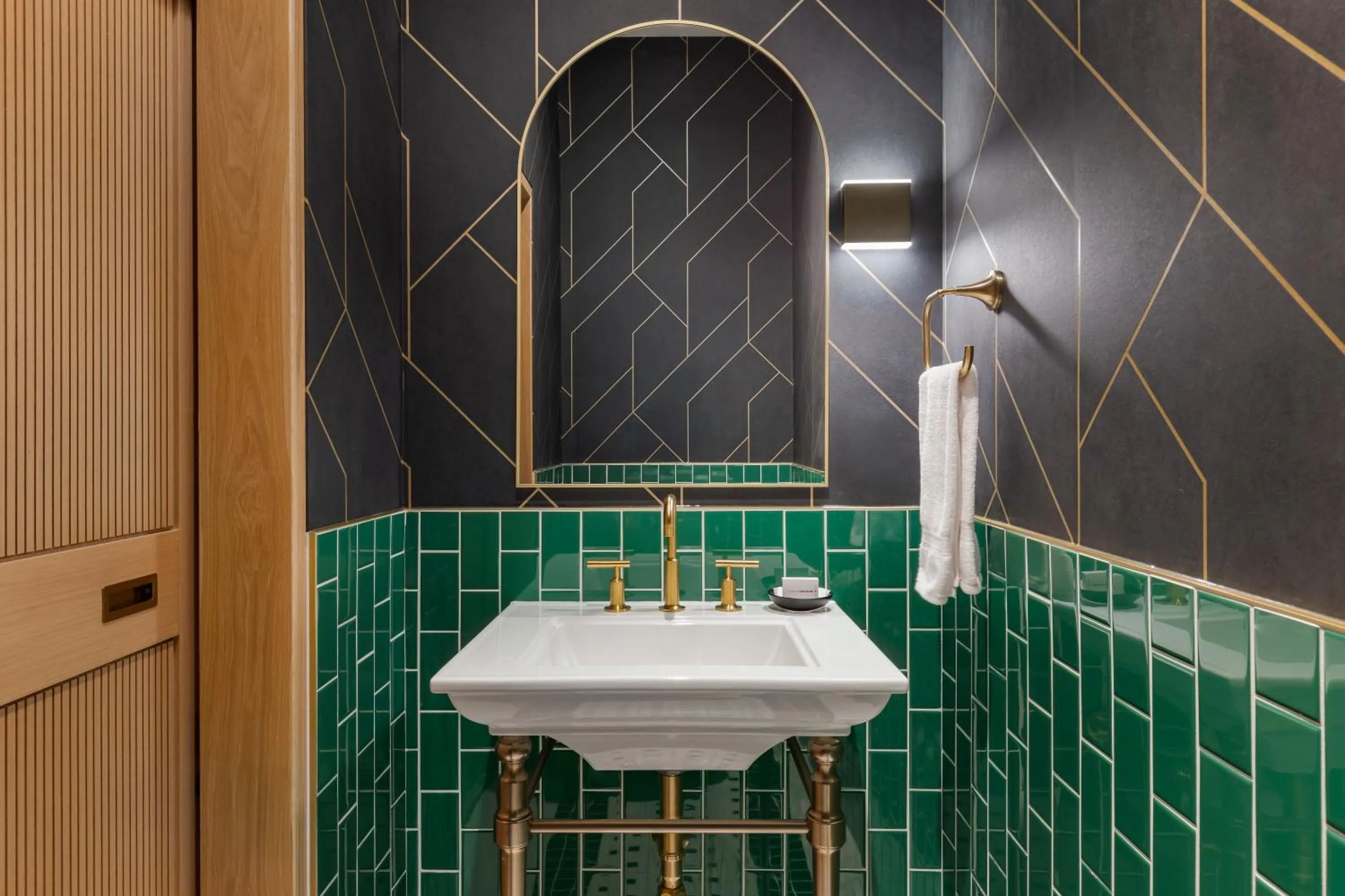 Hard Rock Hotel London Ontario