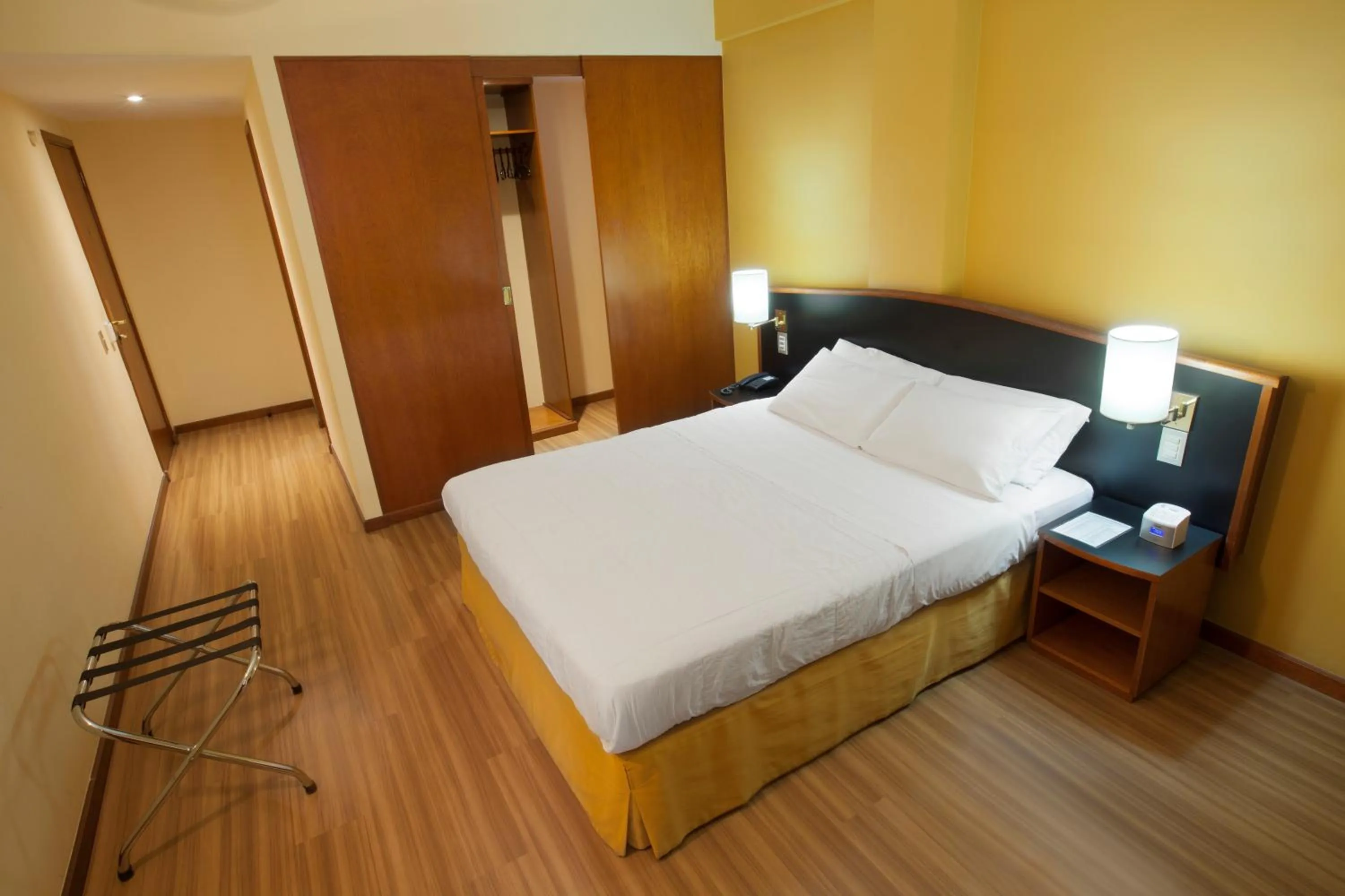 Photo of the whole room, Bed in Hotel Moncloa