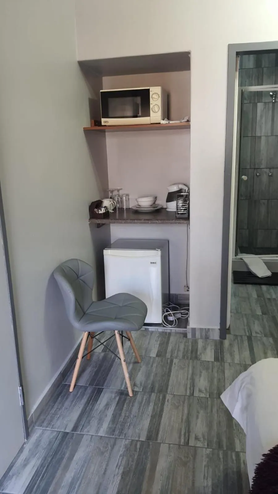 Coffee/tea facilities in Gemstone Guest House