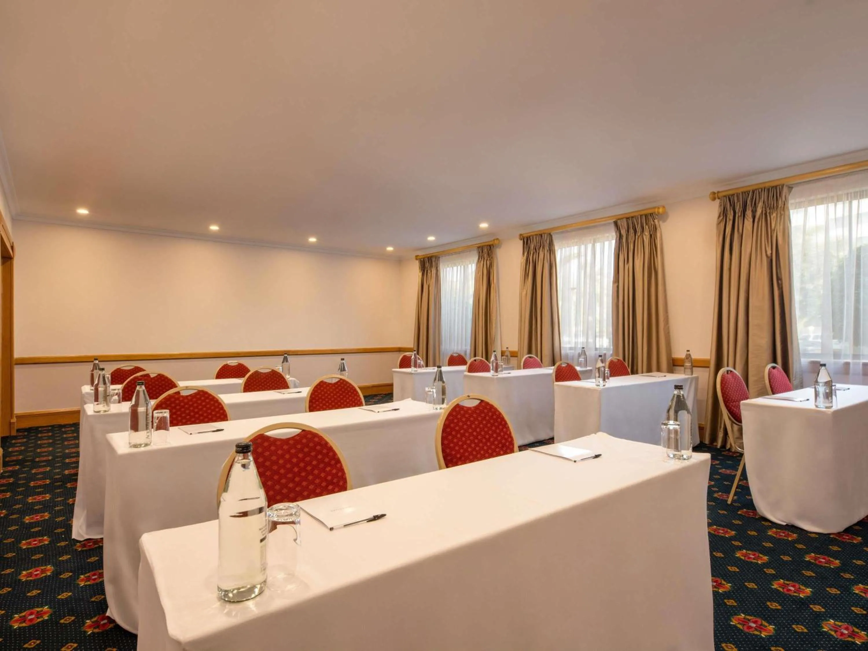 Meeting/conference room in Mercure Hotel Windhoek