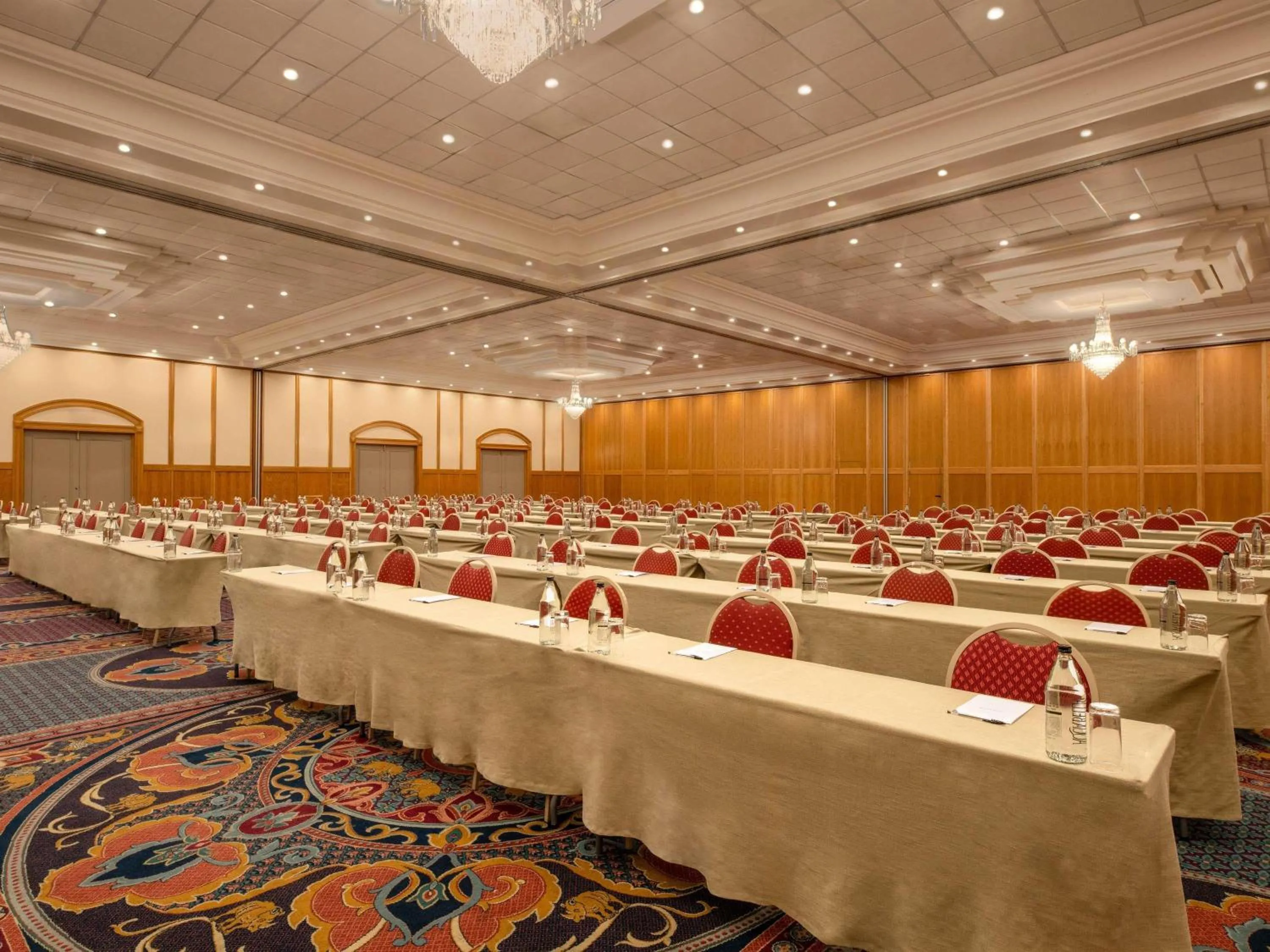 Meeting/conference room in Mercure Hotel Windhoek