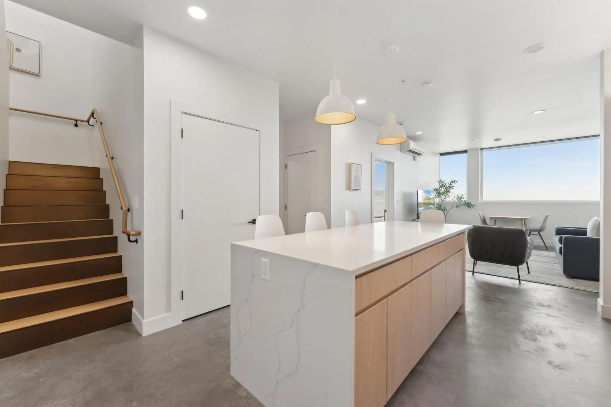 Dining area in Placemakr Salt Lake City