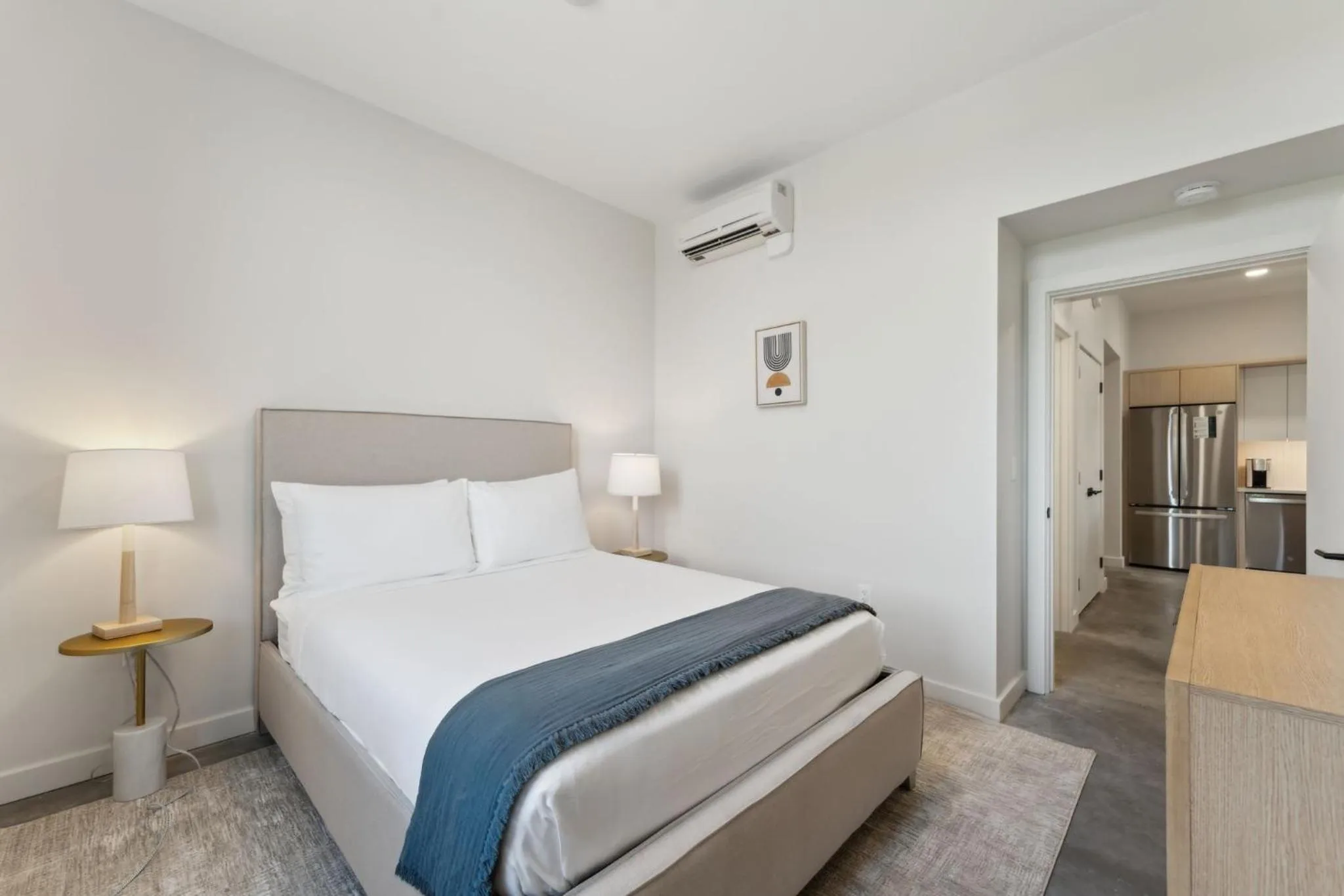 Bedroom, Bed in Placemakr Salt Lake City