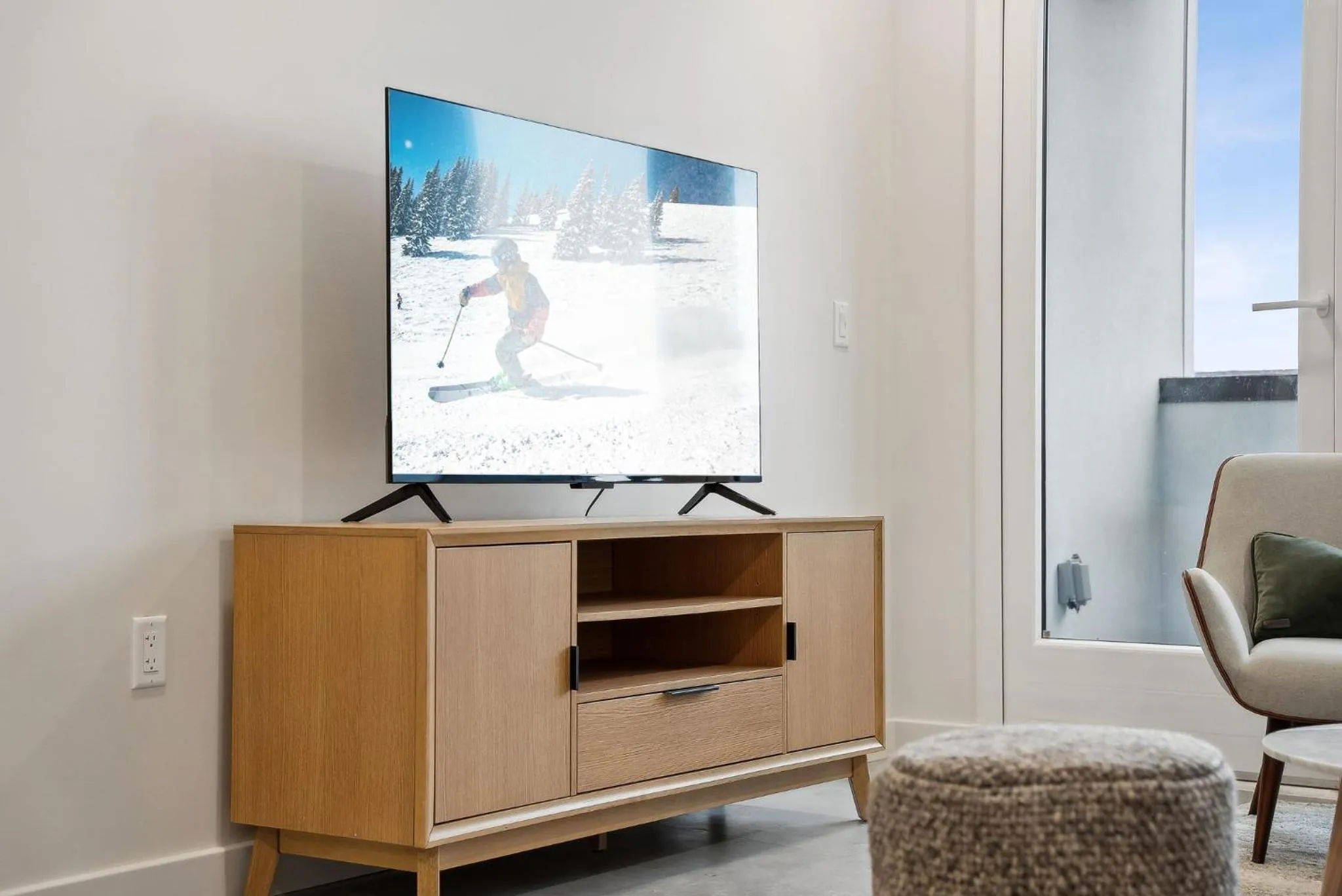 TV and multimedia in Placemakr Salt Lake City