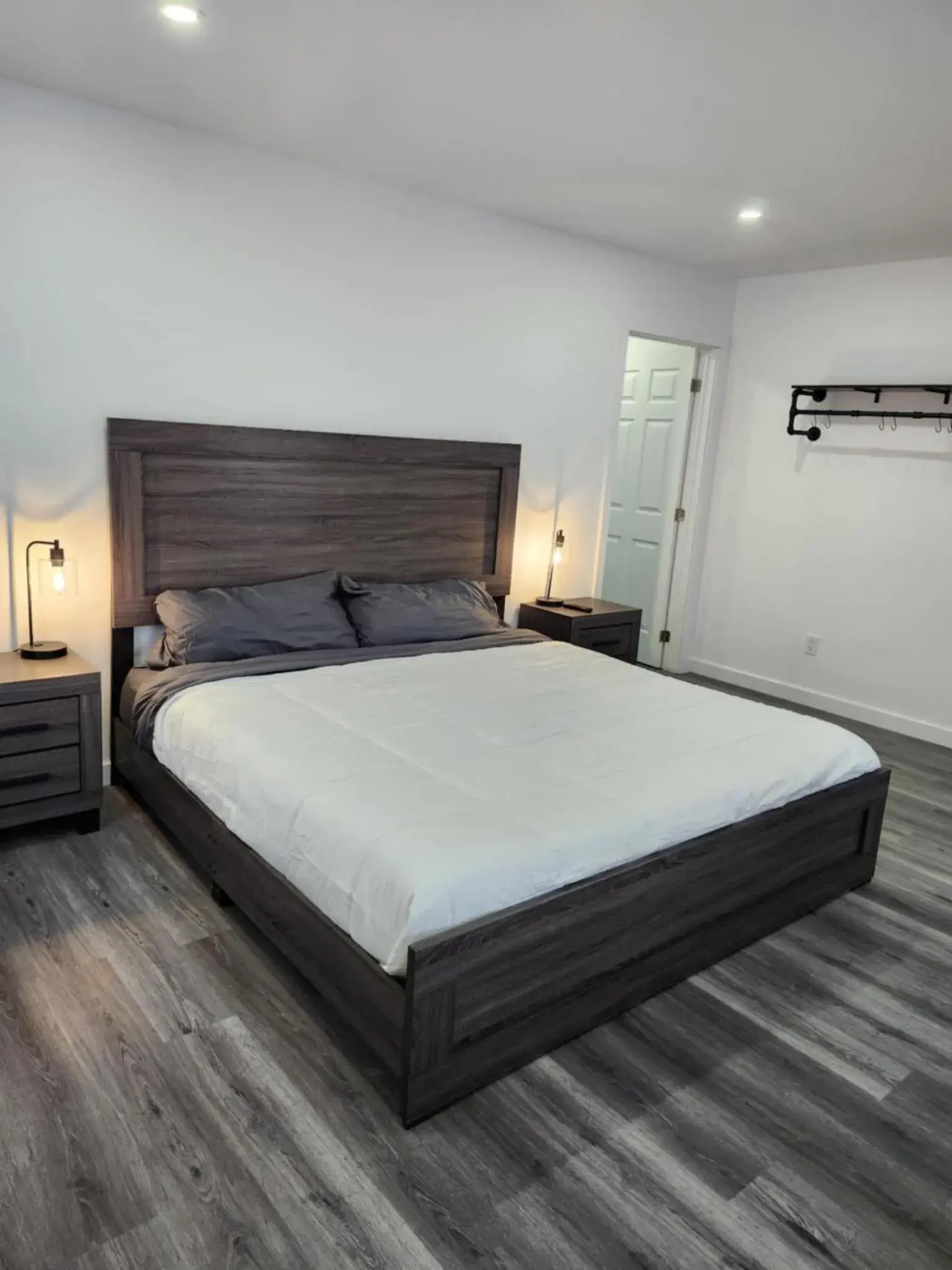 Superior King Room in Auberge Le Cosy Amos Superior King Room in Auberge Le Cosy Amos