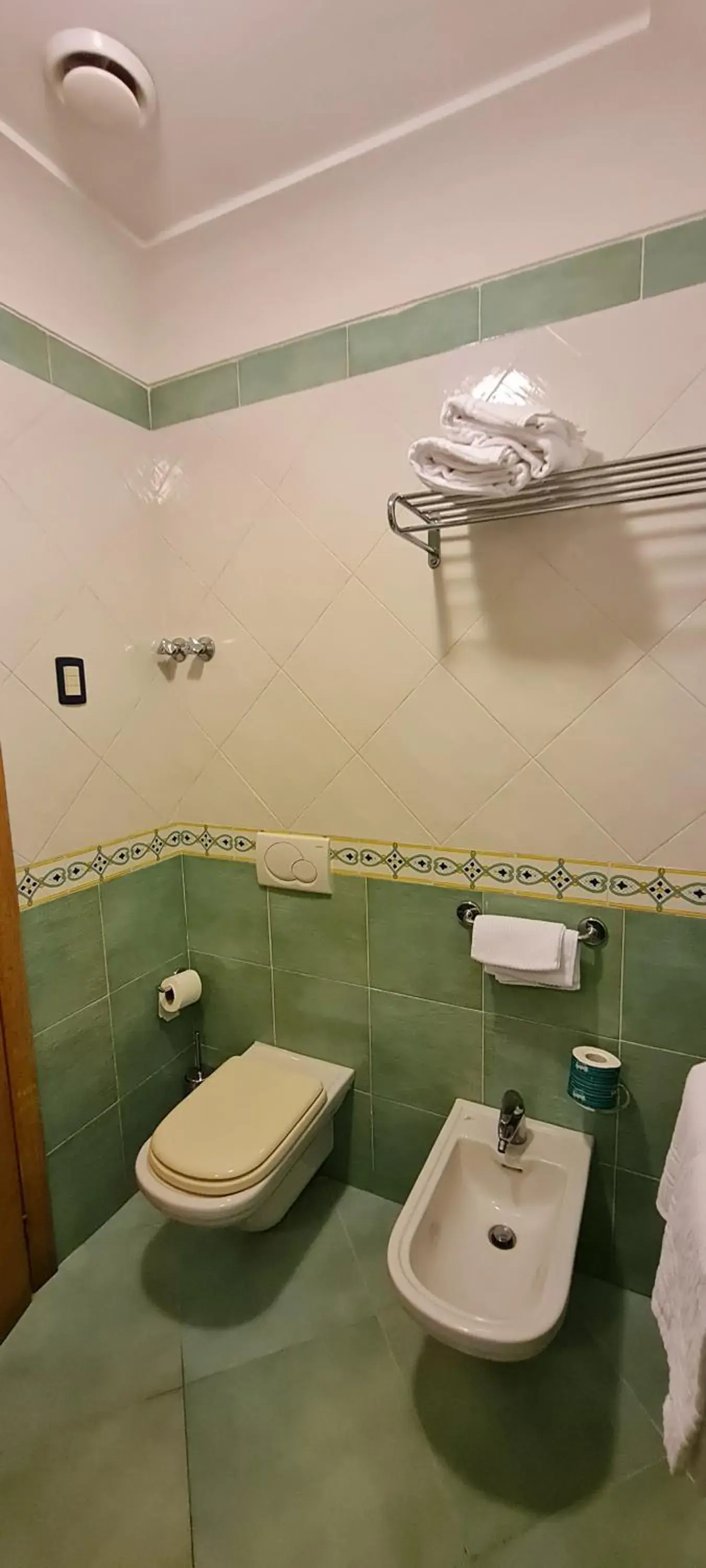 Standard Double or Twin Room with Sea View in Hotel Albatros Standard Double or Twin Room with Sea View in Hotel Albatros