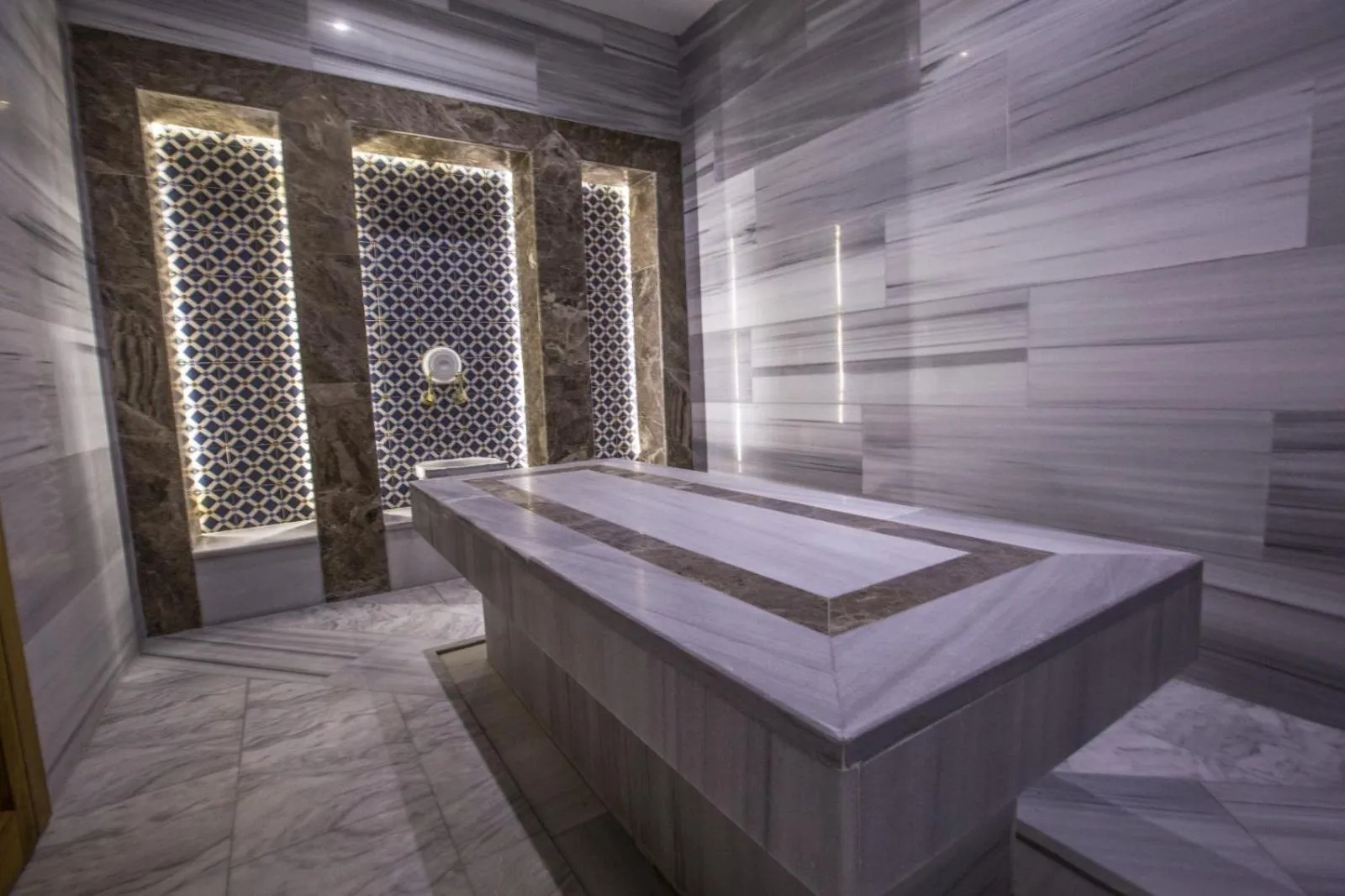 Public Bath in Hattusa Vacation Thermal Club Erzin