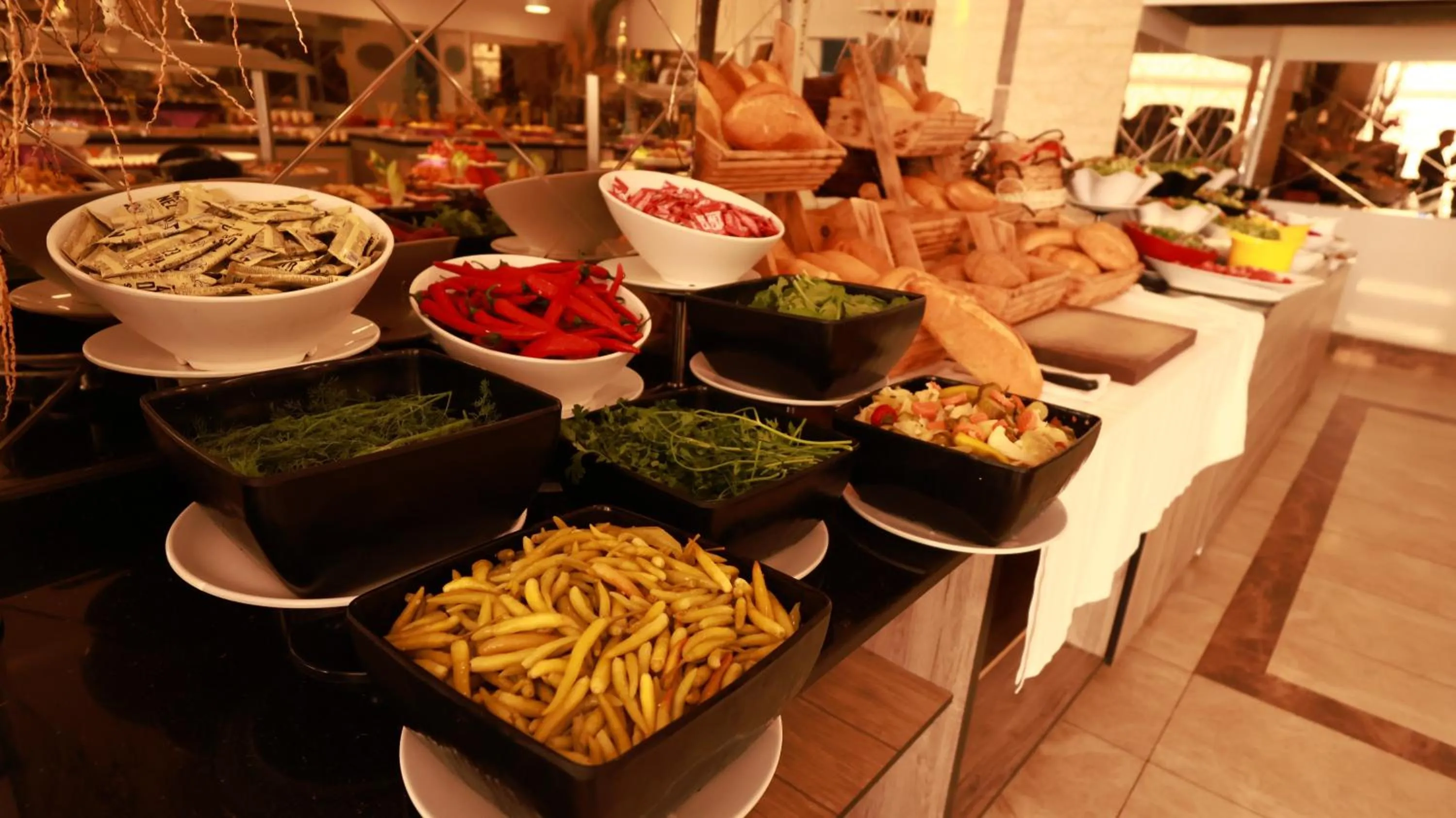 Food and drinks in Hattusa Vacation Thermal Club Erzin