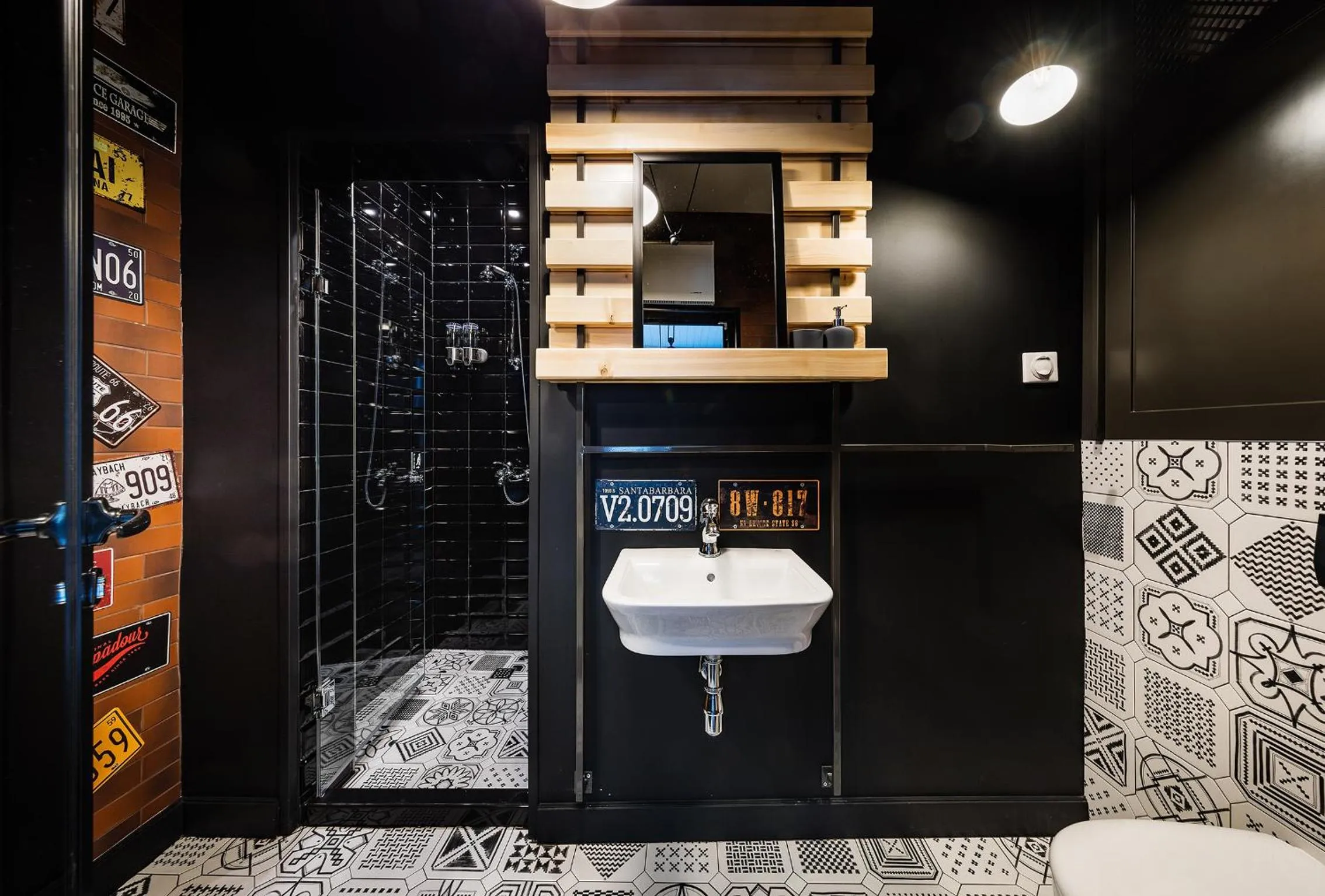 Bathroom in 5 Vintage Guest House