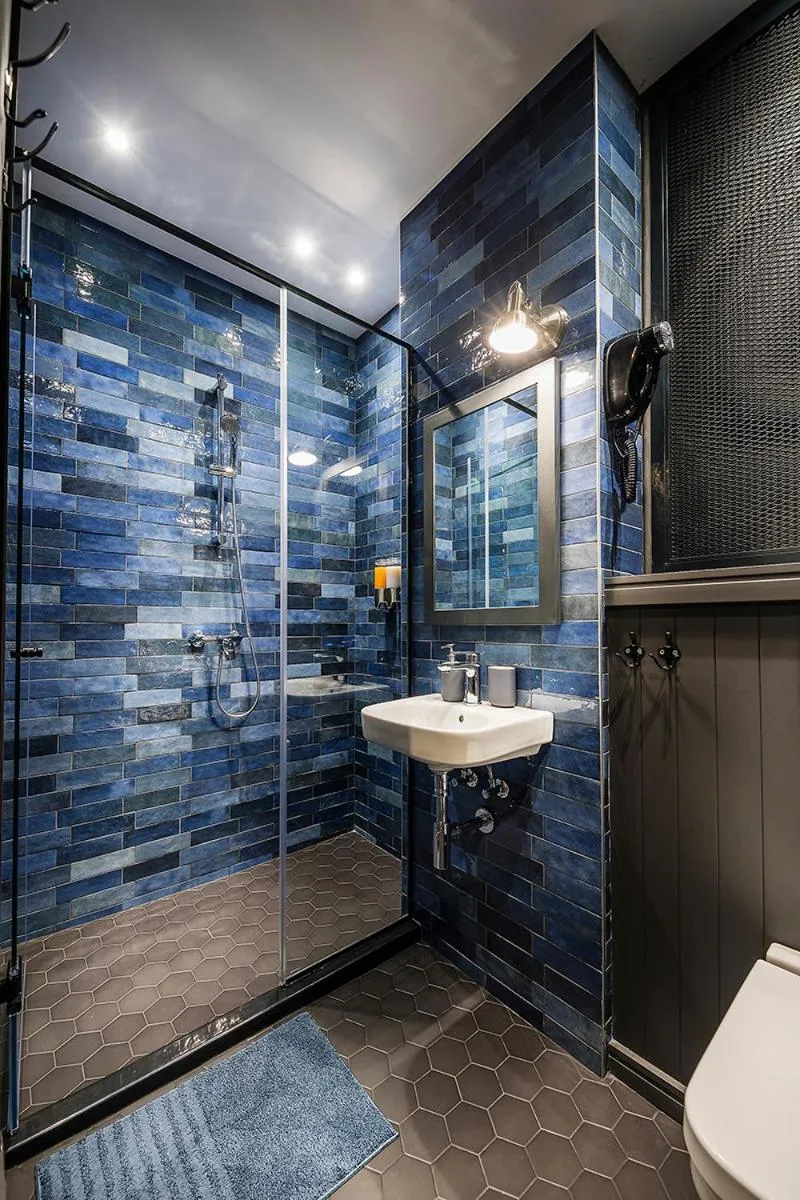 5 Vintage Guest House