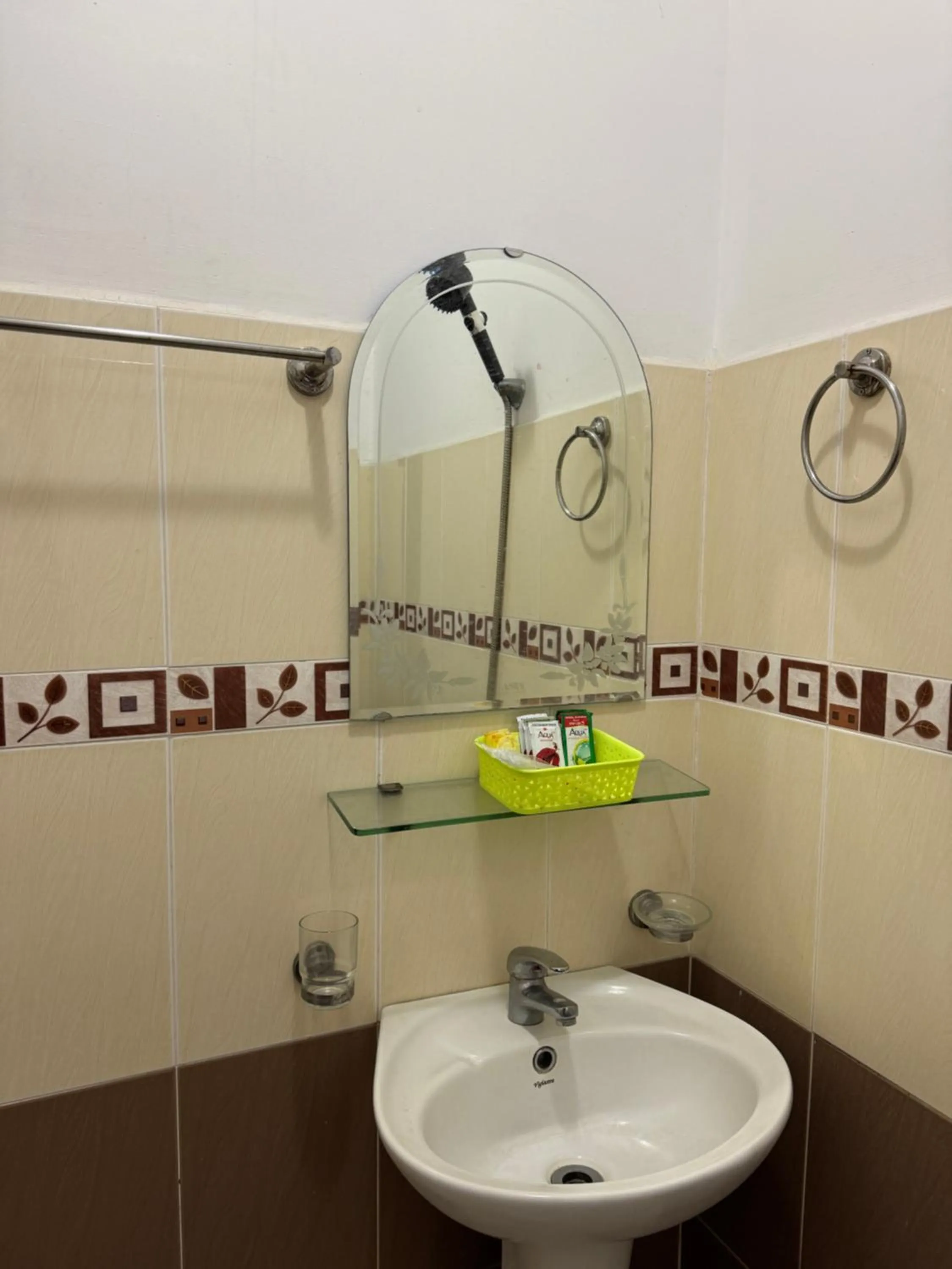 Toilet in Thinh Khang Hotel Vung Tau