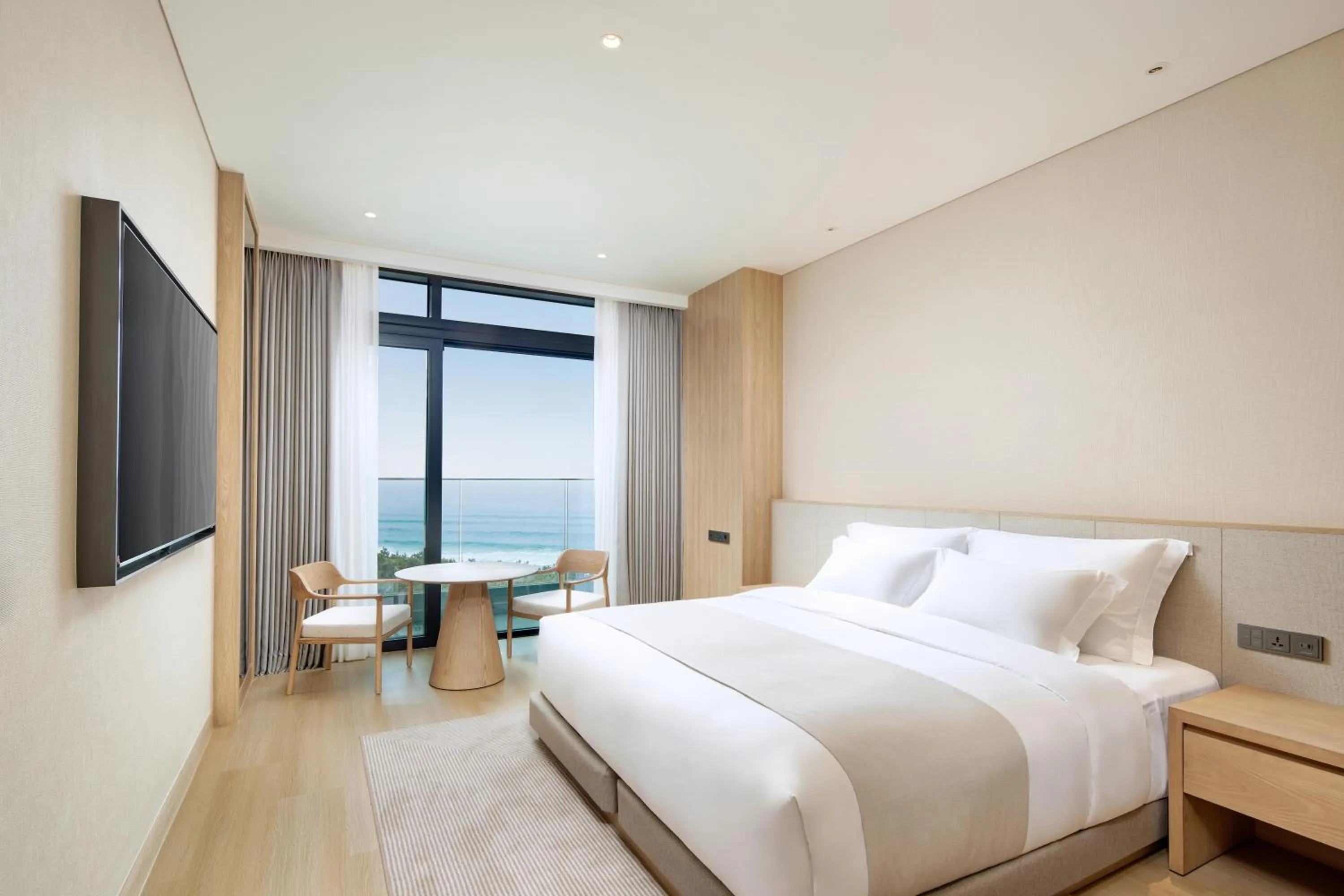 Bed in Shillamonogram Gangneung Hotel