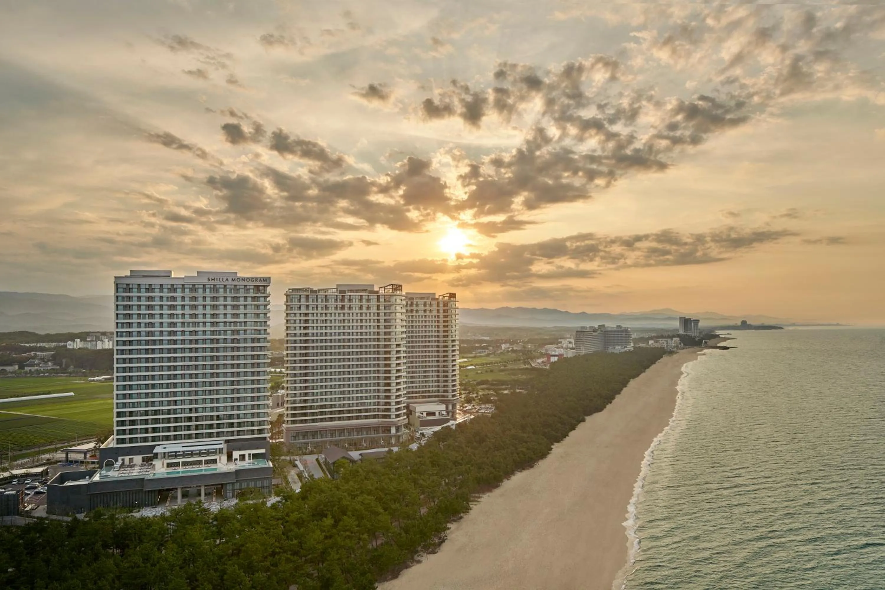 Property building in Shillamonogram Gangneung Hotel
