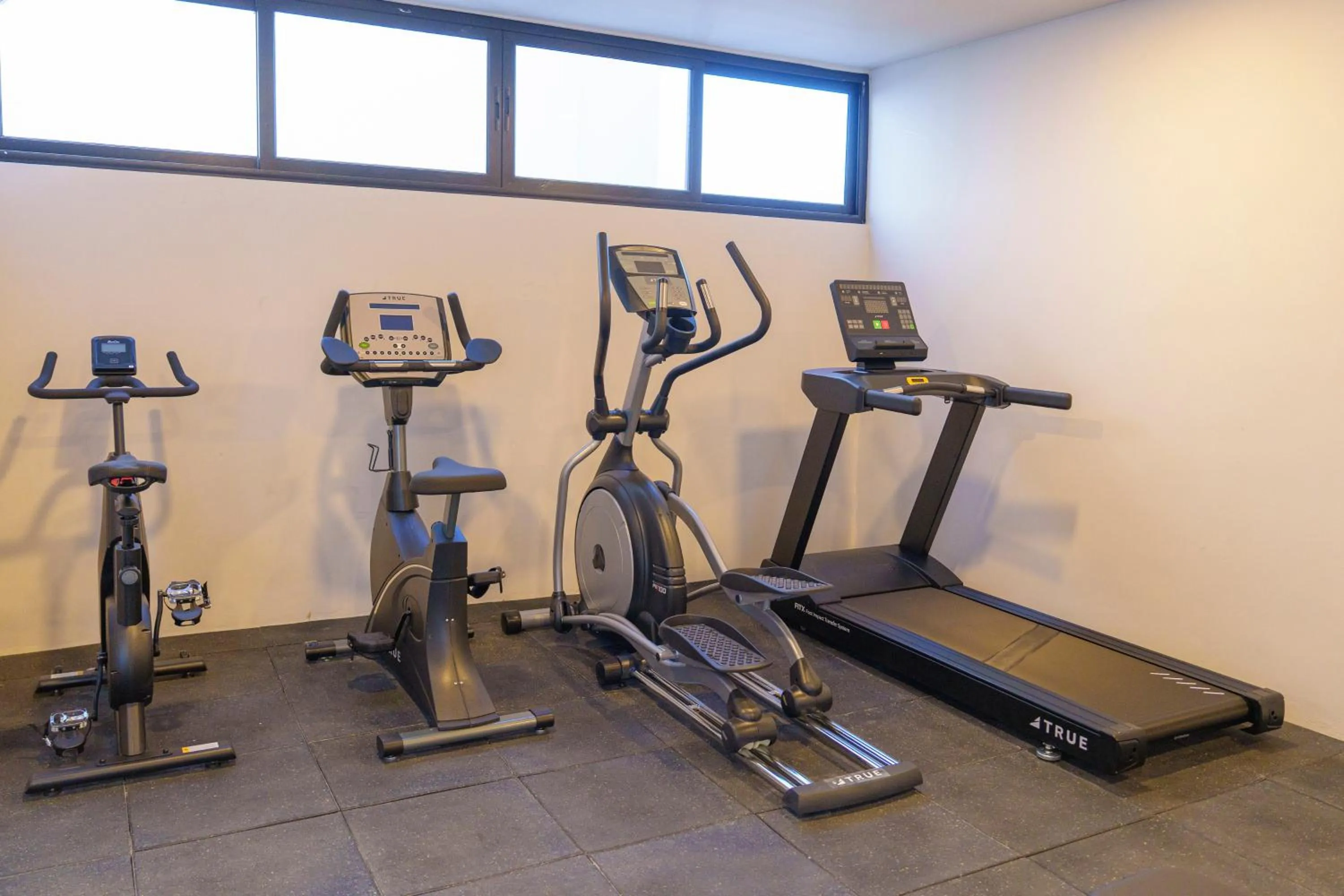 Fitness centre/facilities in abba Suites Playa del Carmen