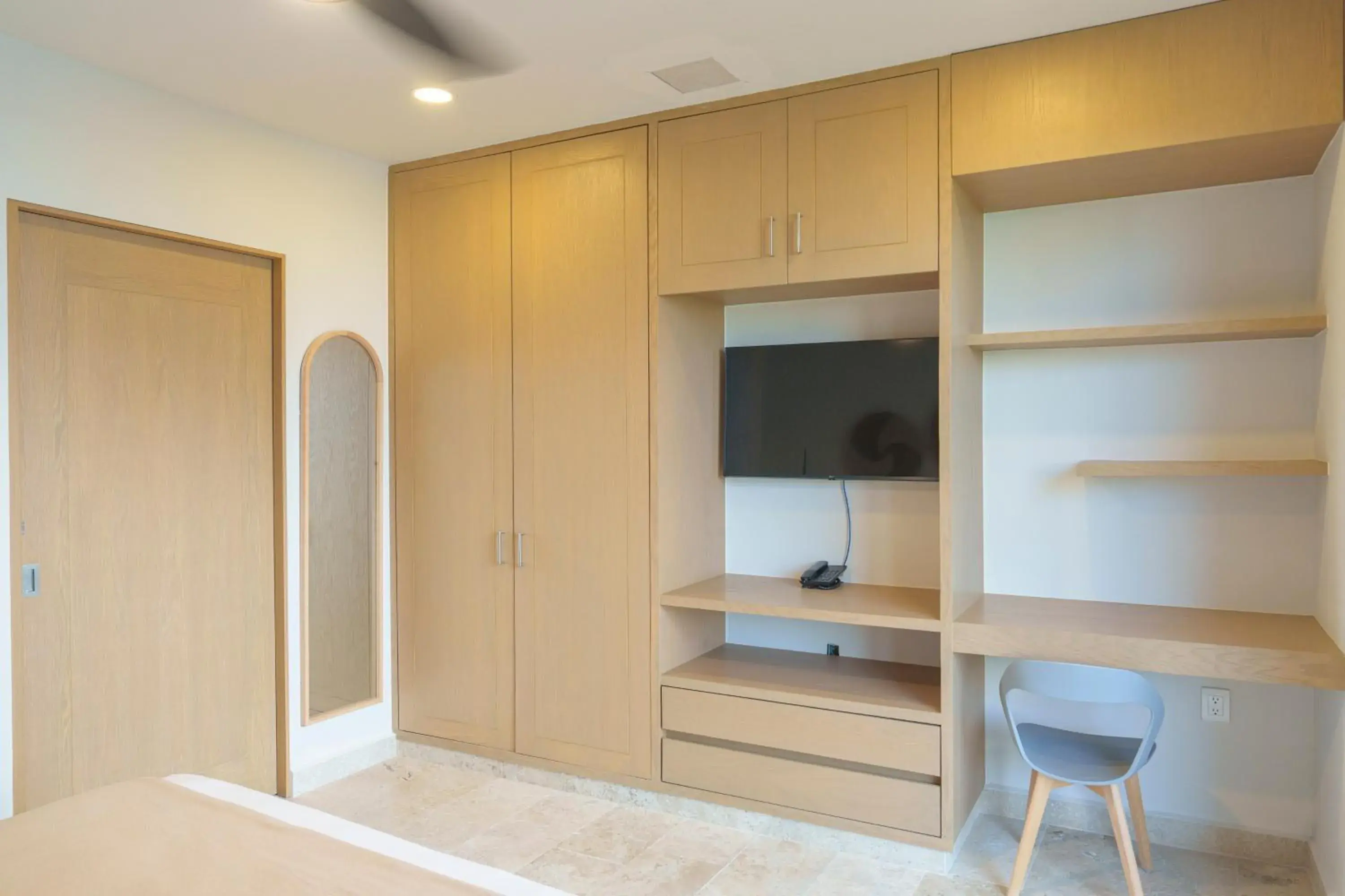 Suite Superior Deluxe (1 Adult) - single occupancy in abba Suites Playa del Carmen Suite Superior Deluxe (1 Adult) - single occupancy in abba Suites Playa del Carmen