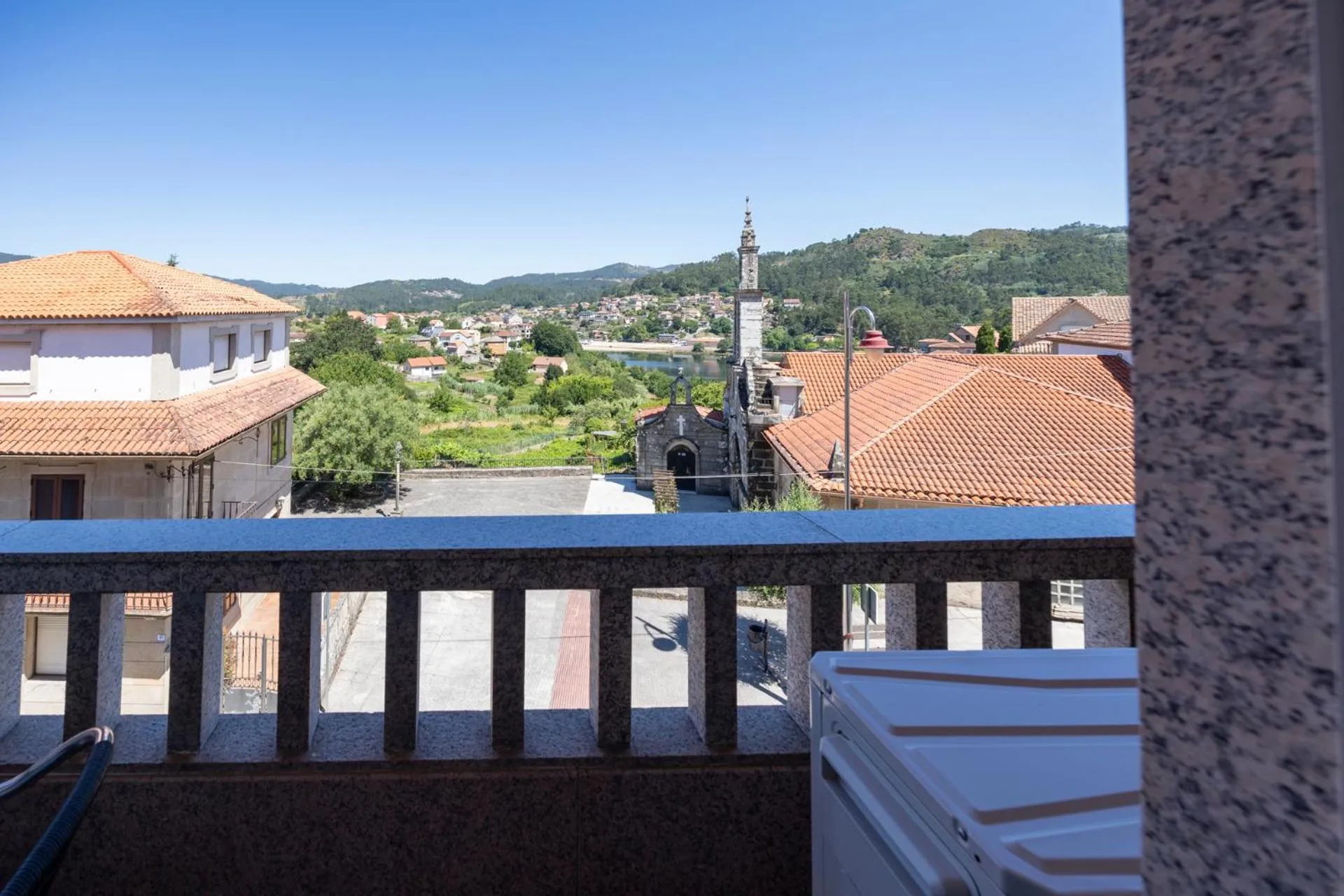 Balcony/Terrace in Hotel Restaurante Isape GBC