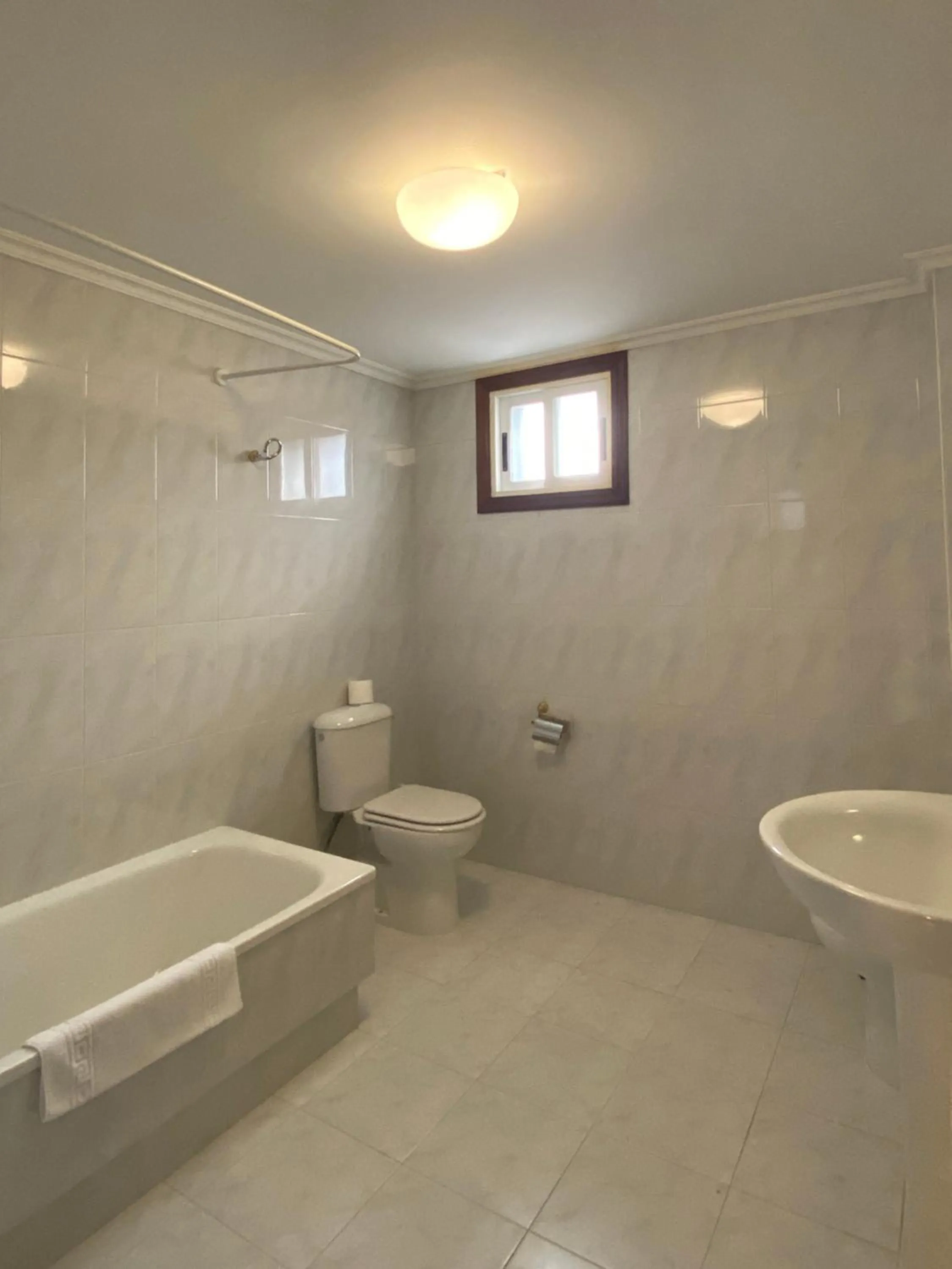 Bathroom in Hotel Restaurante Isape GBC