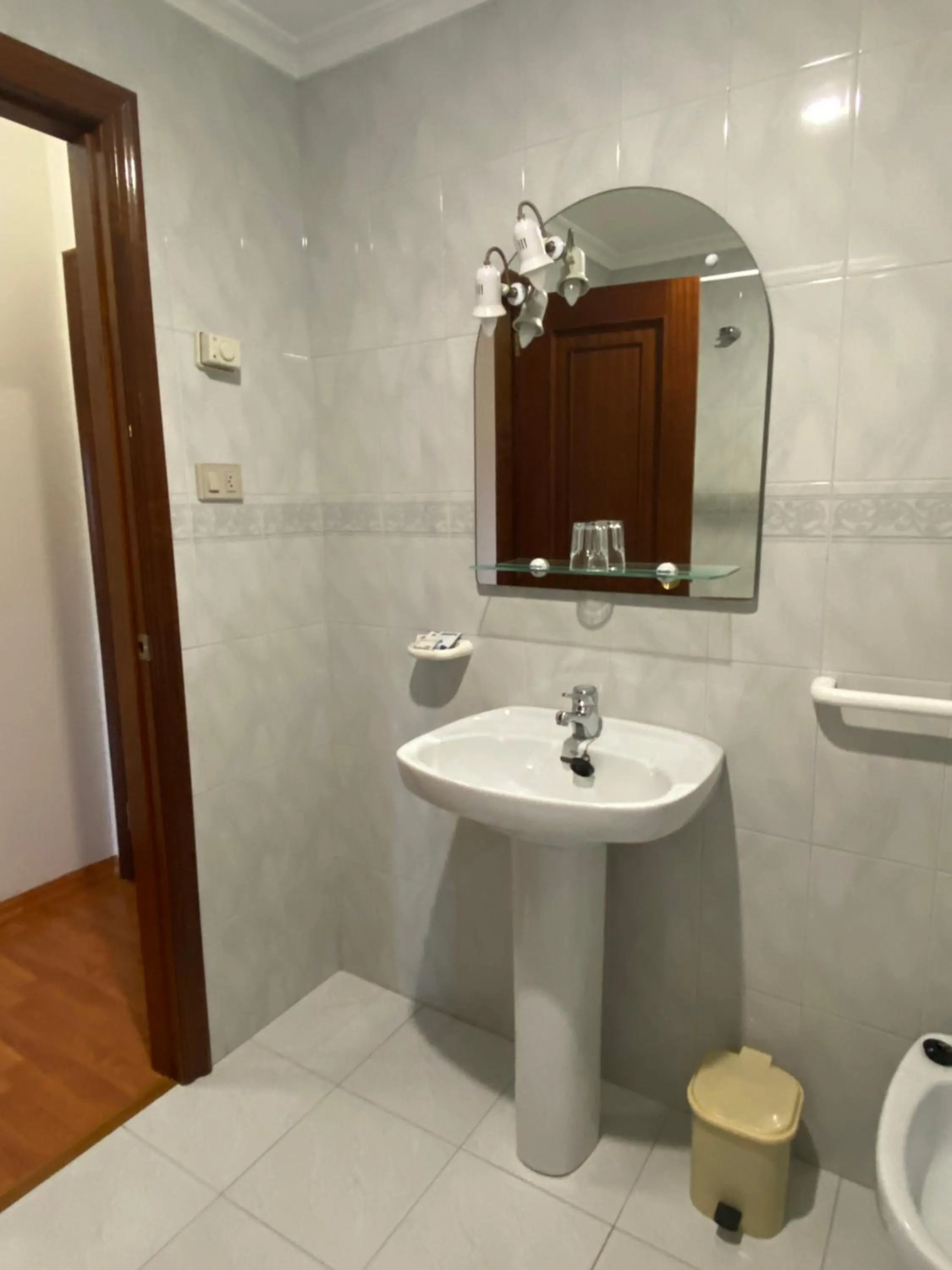 Bathroom in Hotel Restaurante Isape GBC