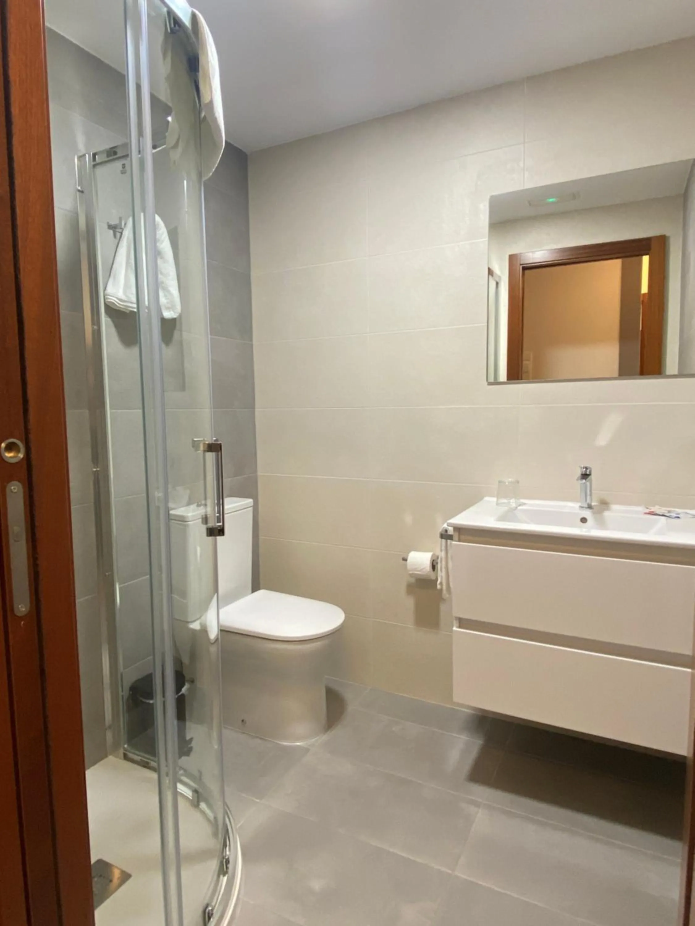 Bathroom in Hotel Restaurante Isape GBC