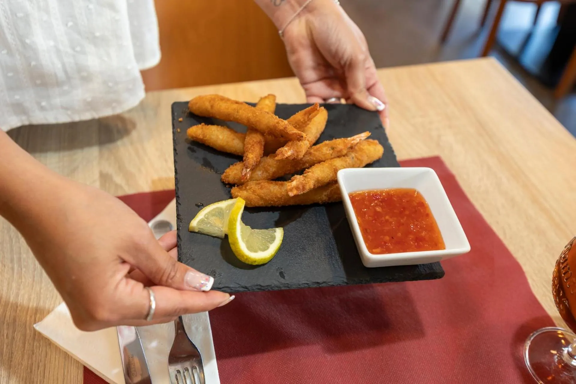 Restaurant/places to eat in Hotel Restaurante Isape GBC