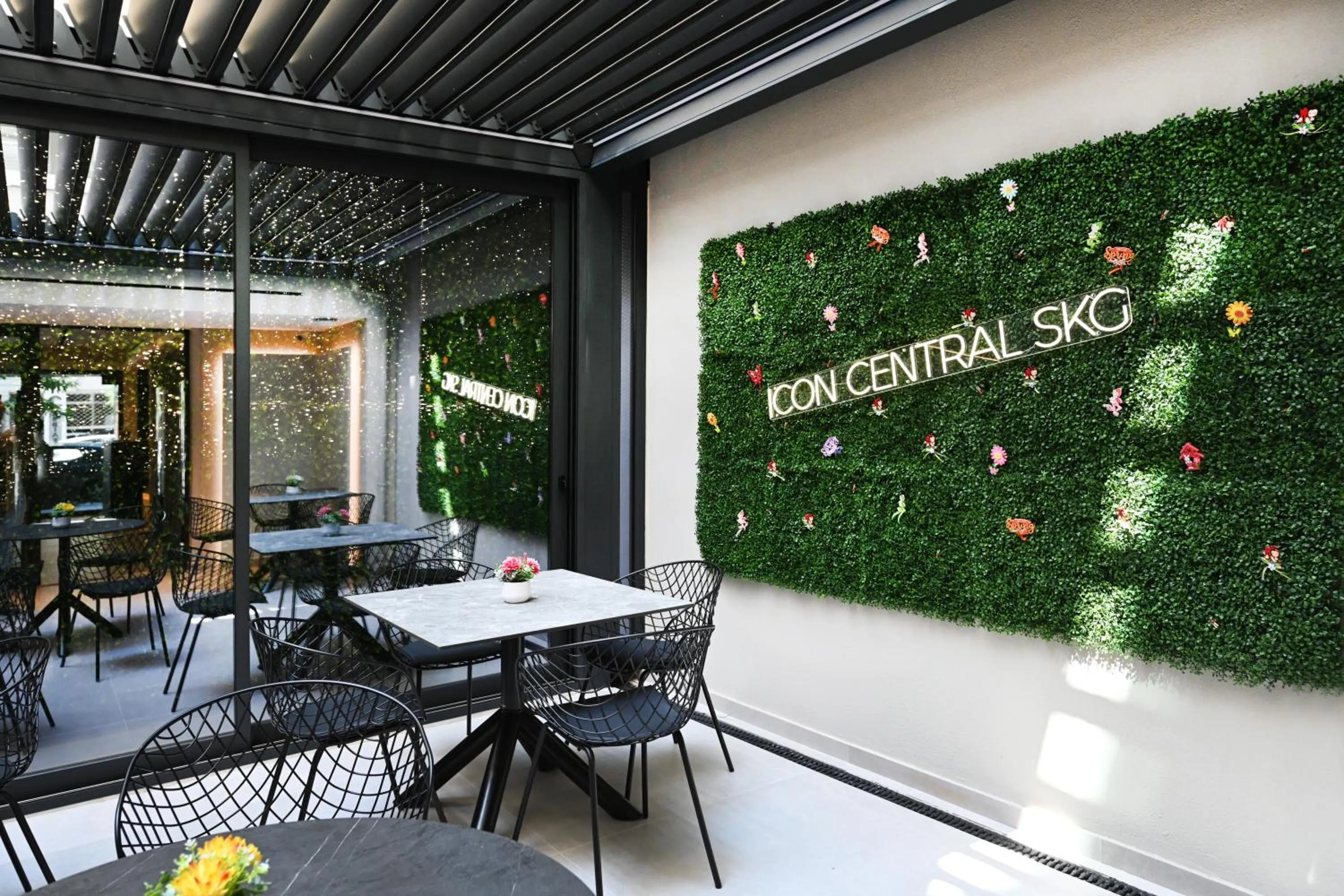 Patio in Icon Central SKG