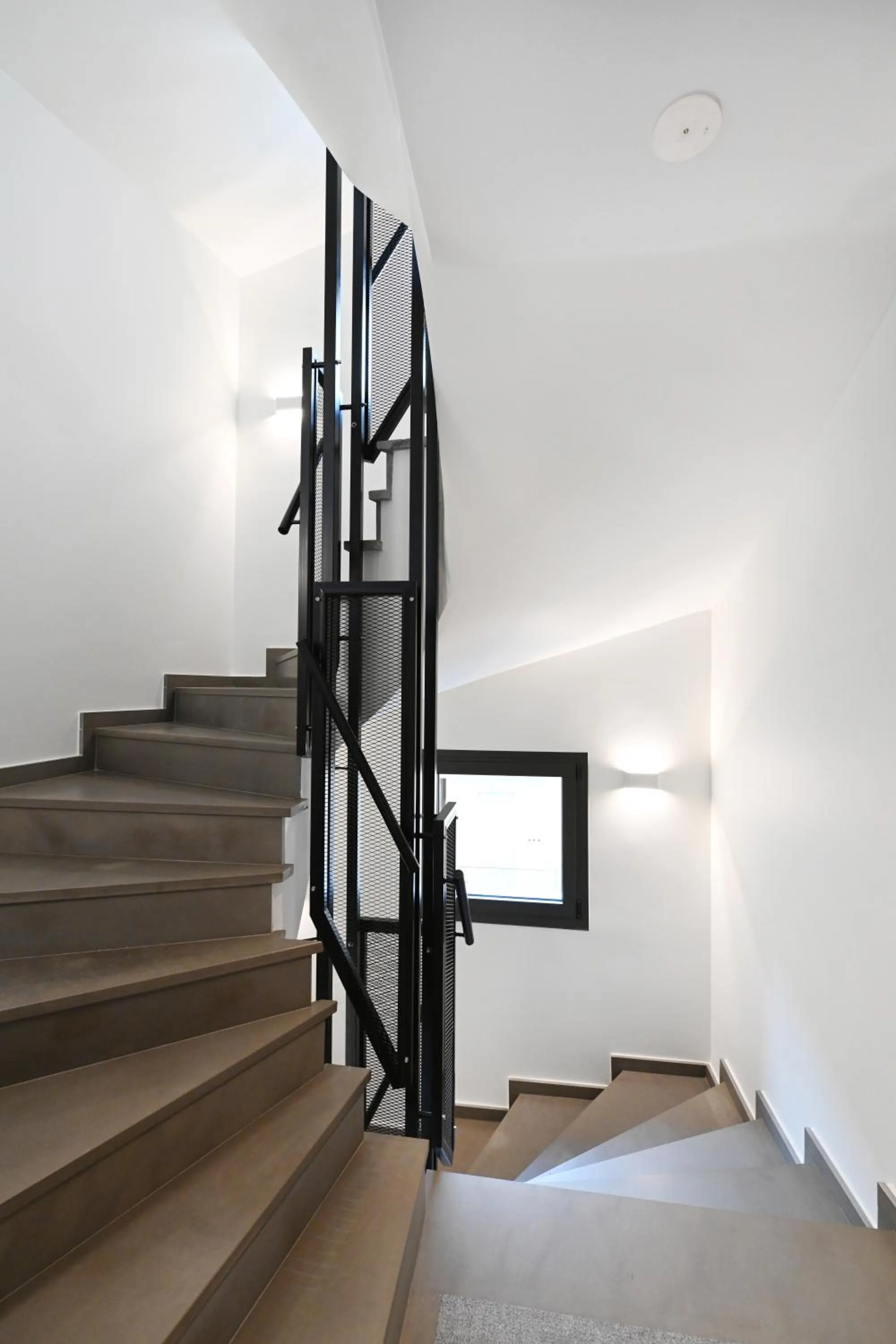 Property building in Icon Central SKG