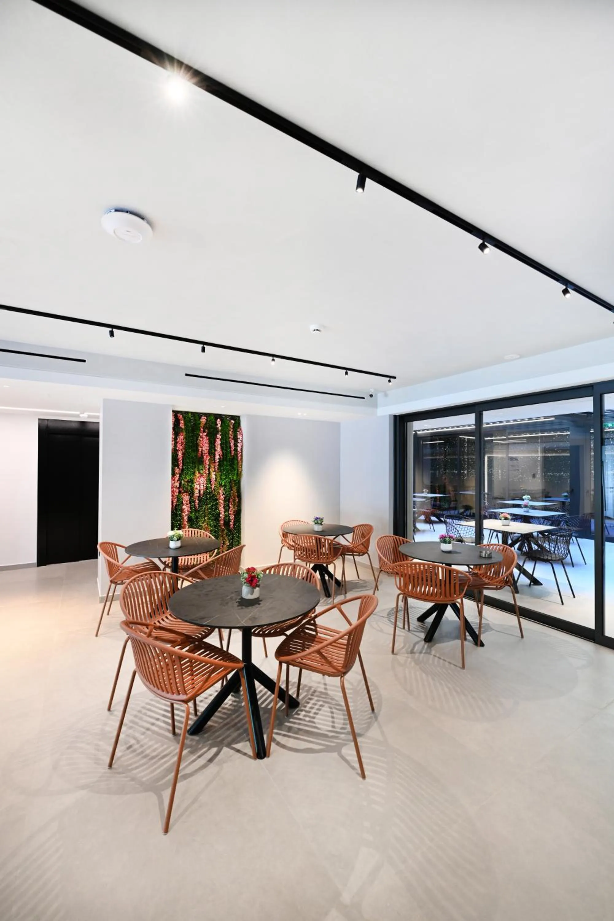 Seating area in Icon Central SKG