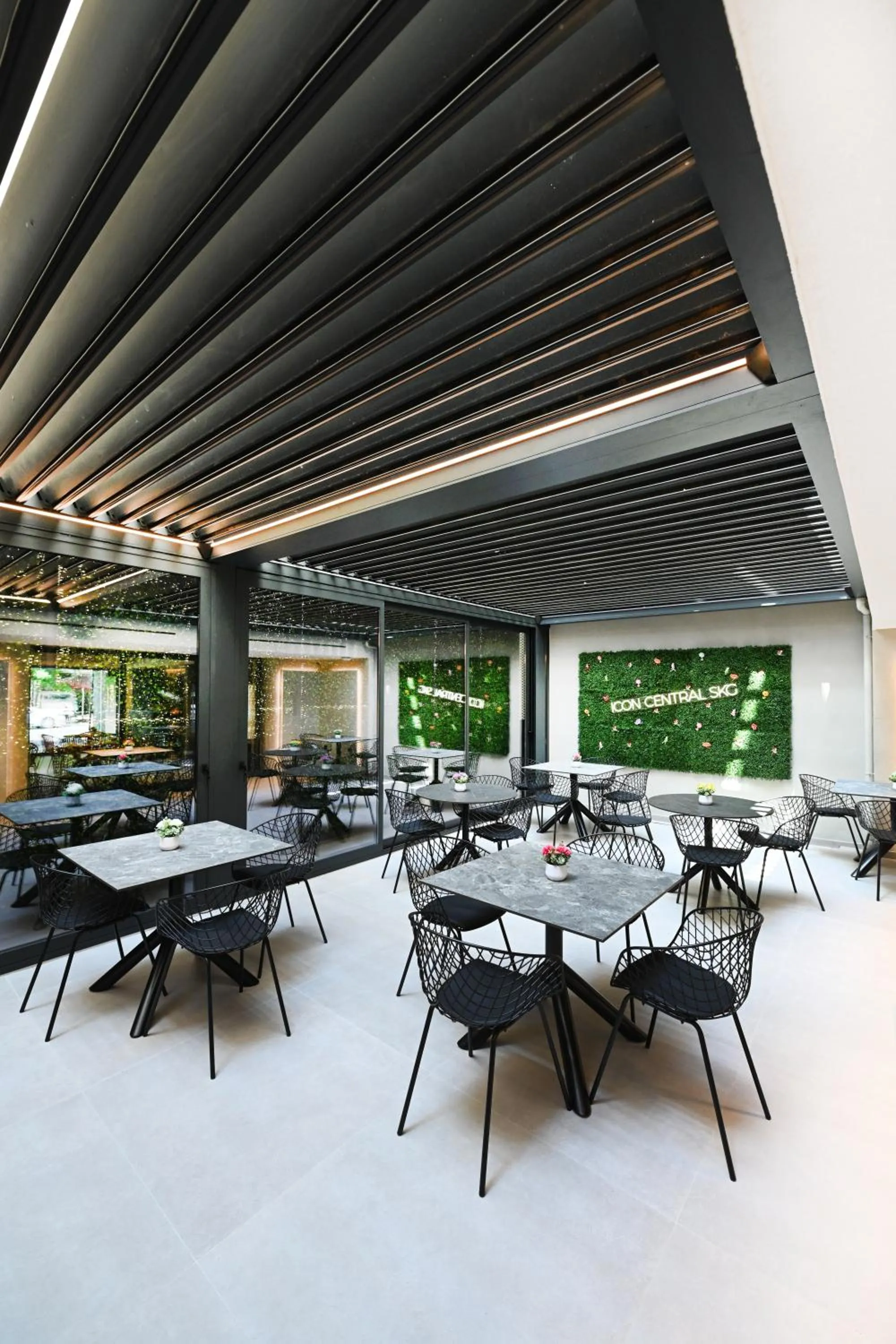 Communal lounge/ TV room in Icon Central SKG