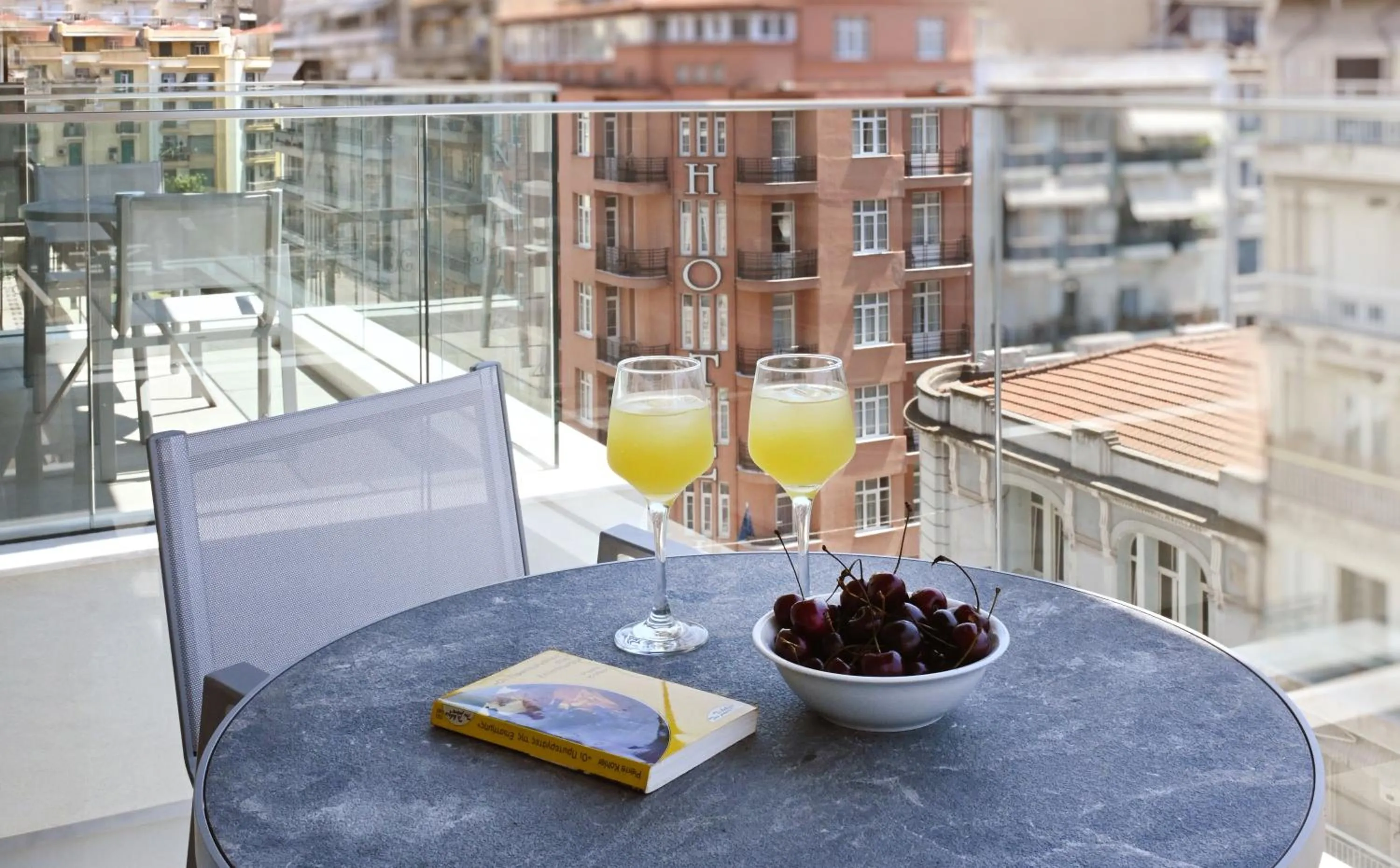 Day in Icon Central SKG