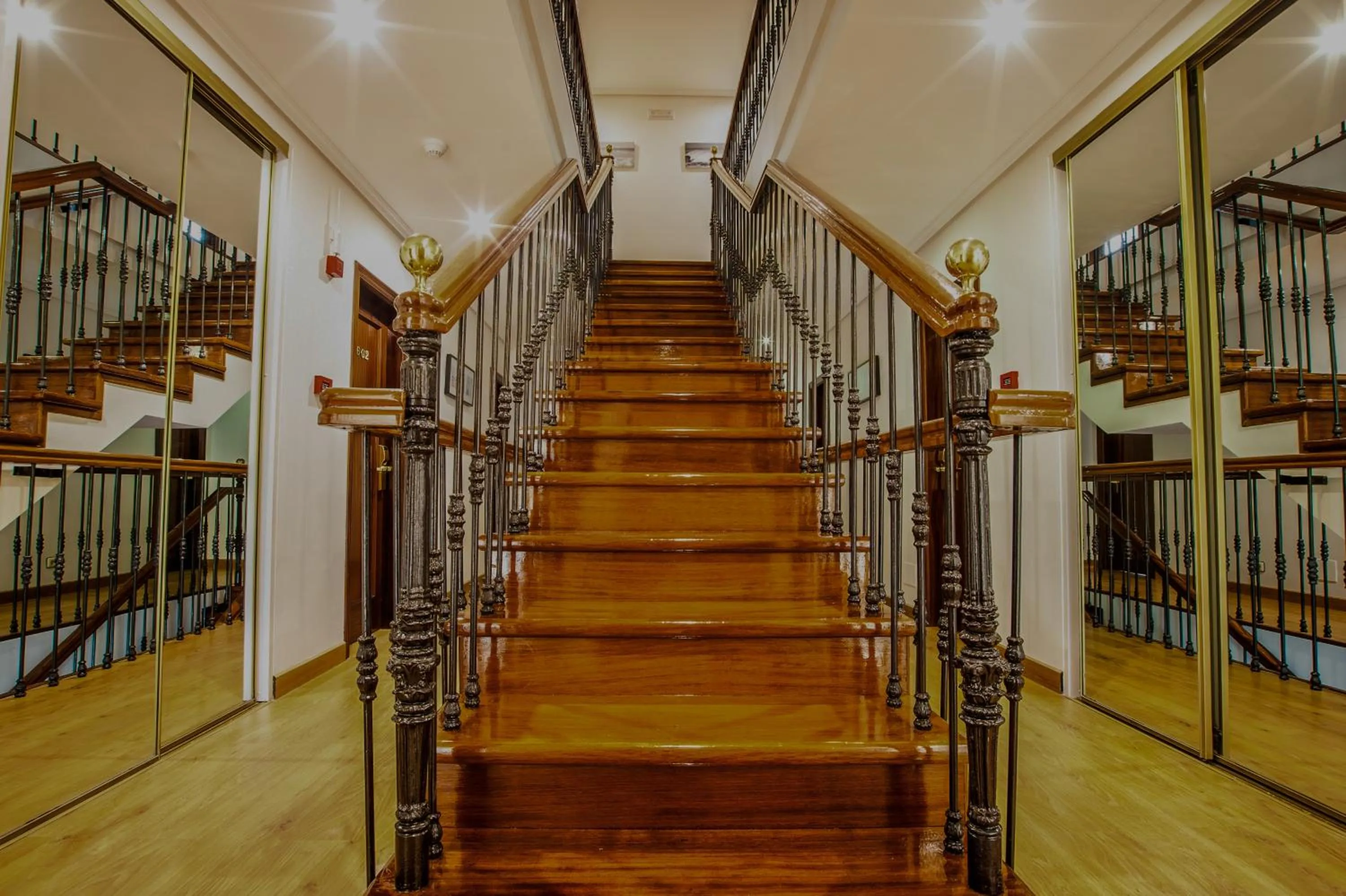 Decorative detail in Hotel Don Pepe Ria