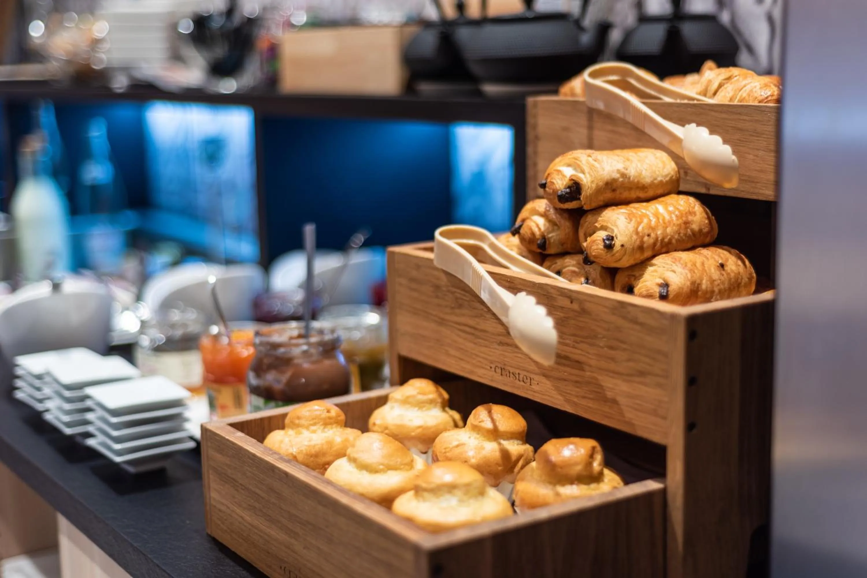 Food and drinks in Campanile Annecy Centre - Gare
