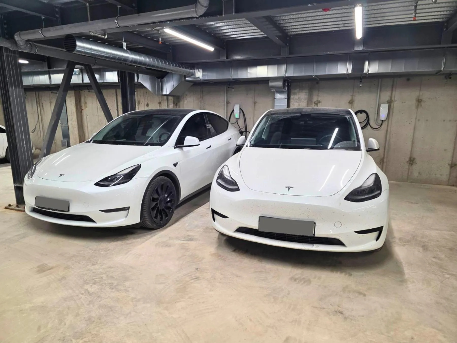 Parking in Agkyra Hotel