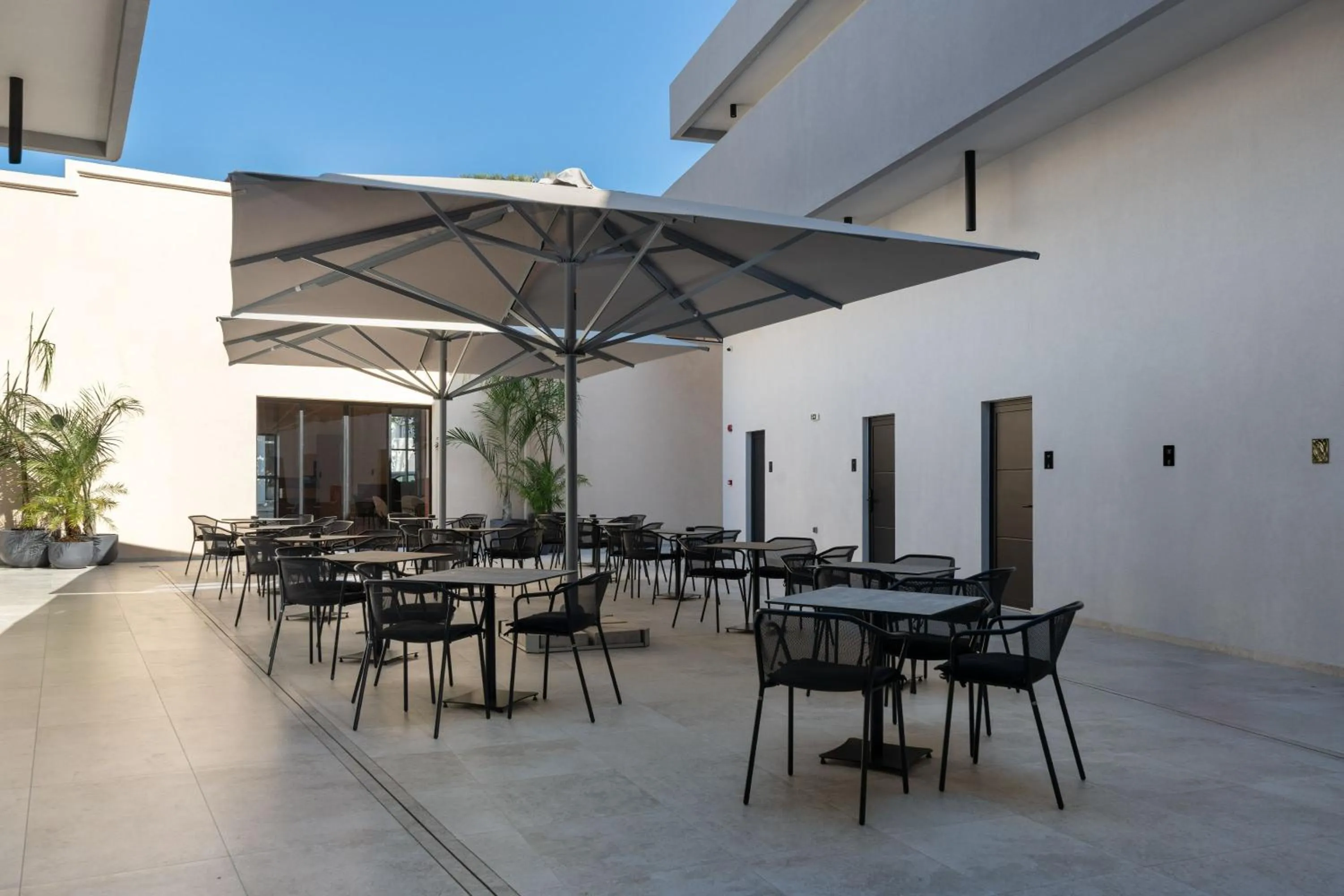 Dining area in Agkyra Hotel