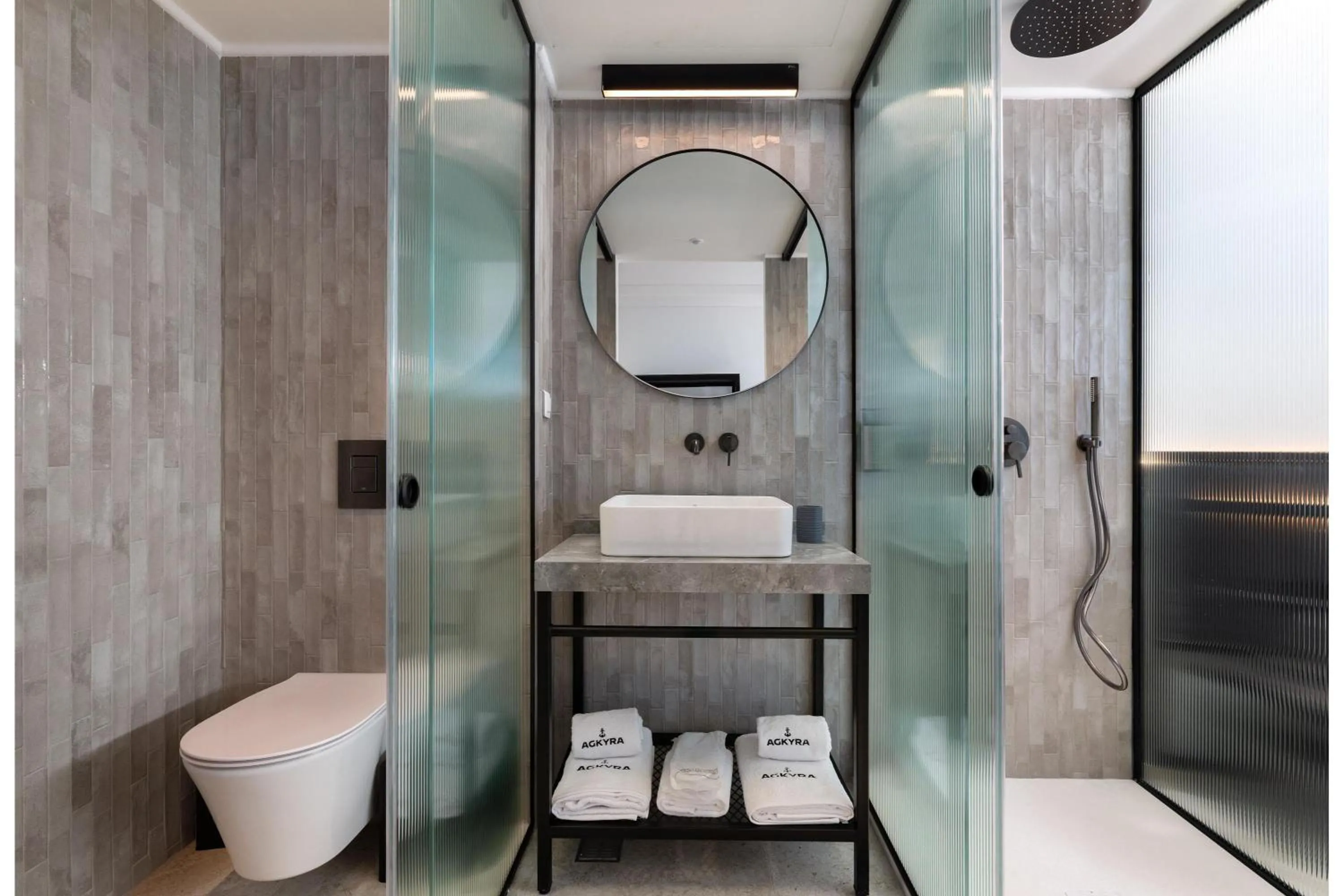 Bathroom in Agkyra Hotel