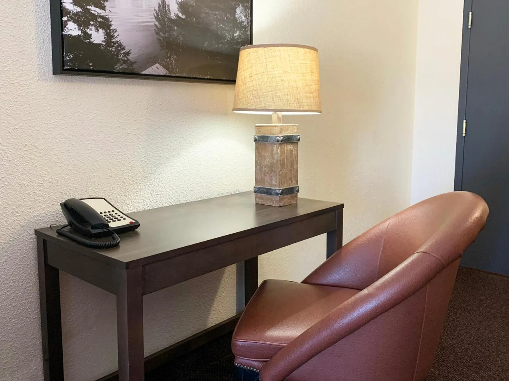 Decorative detail in Copper River Inn