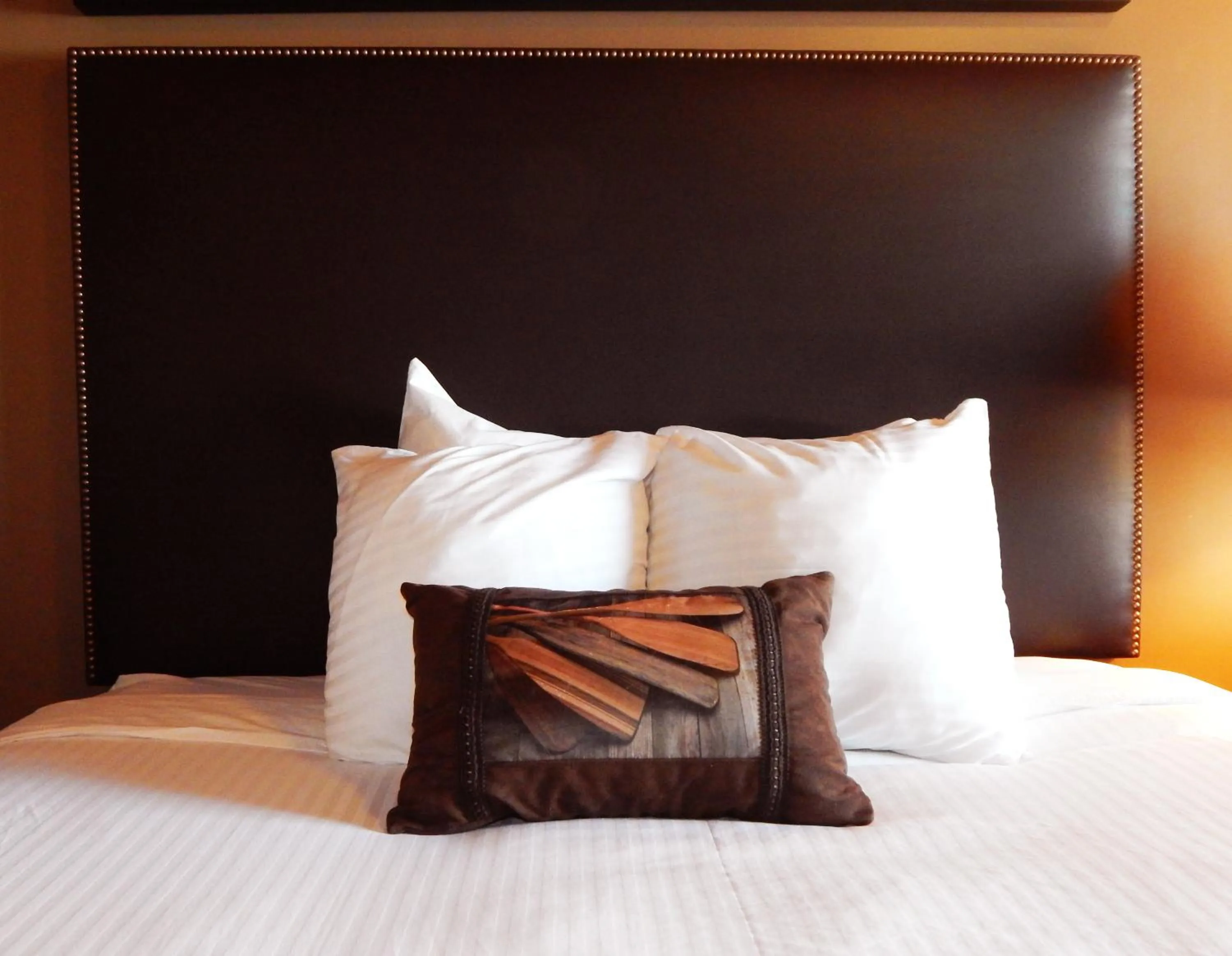 Bed in Copper River Inn