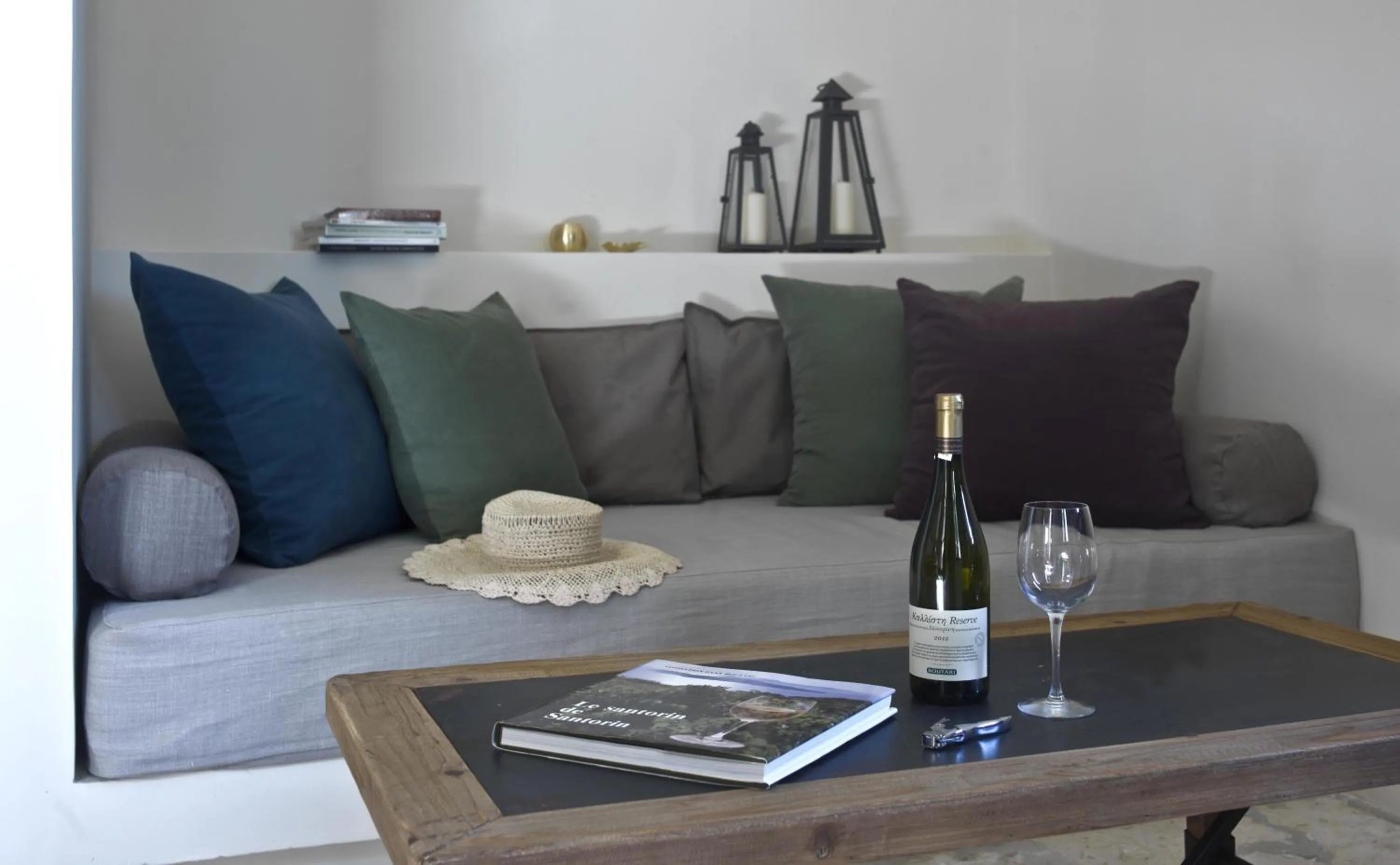 Seating area in Scalarea Estate Residences