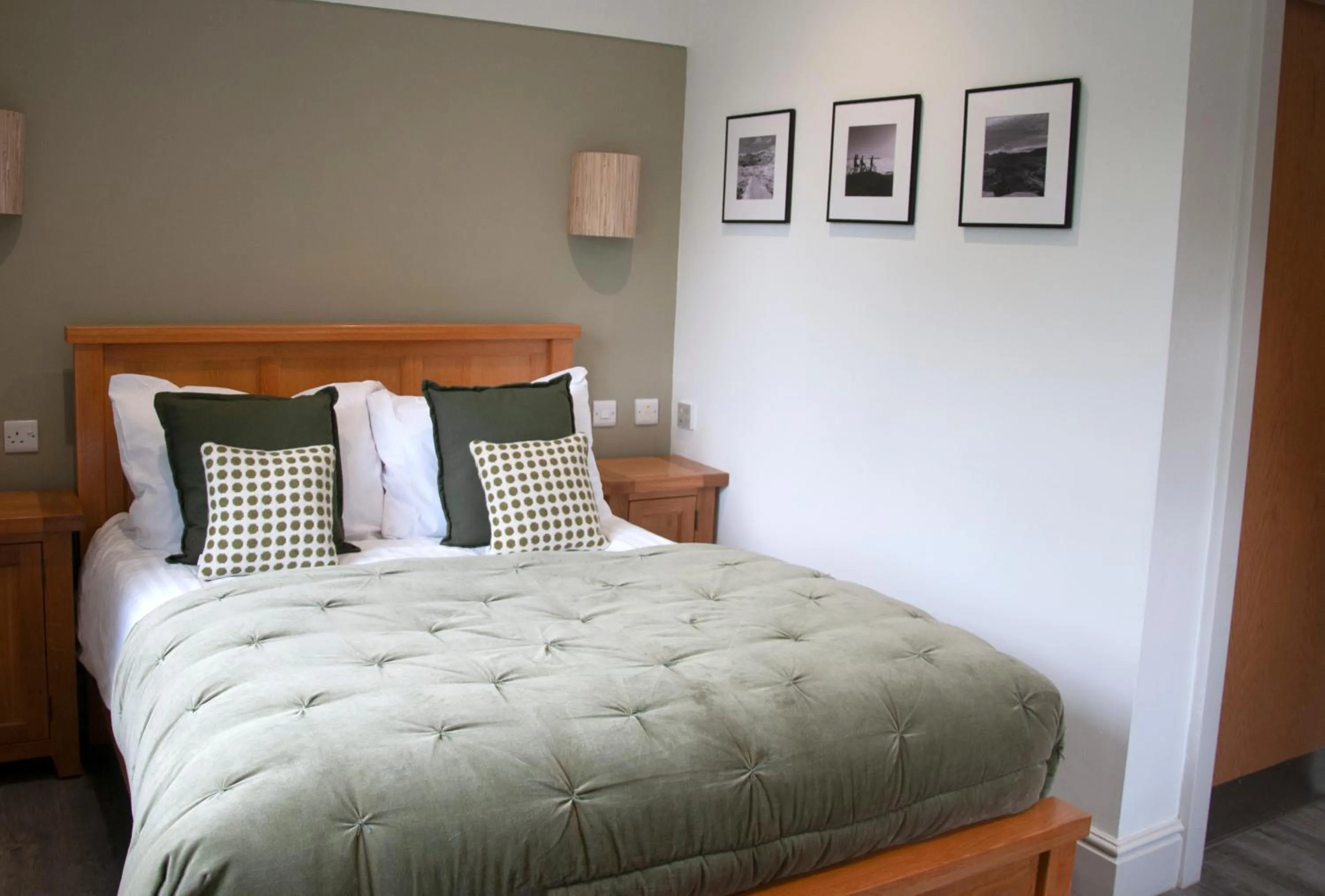 Bedroom, Bed in Gwesty Seren Hotel