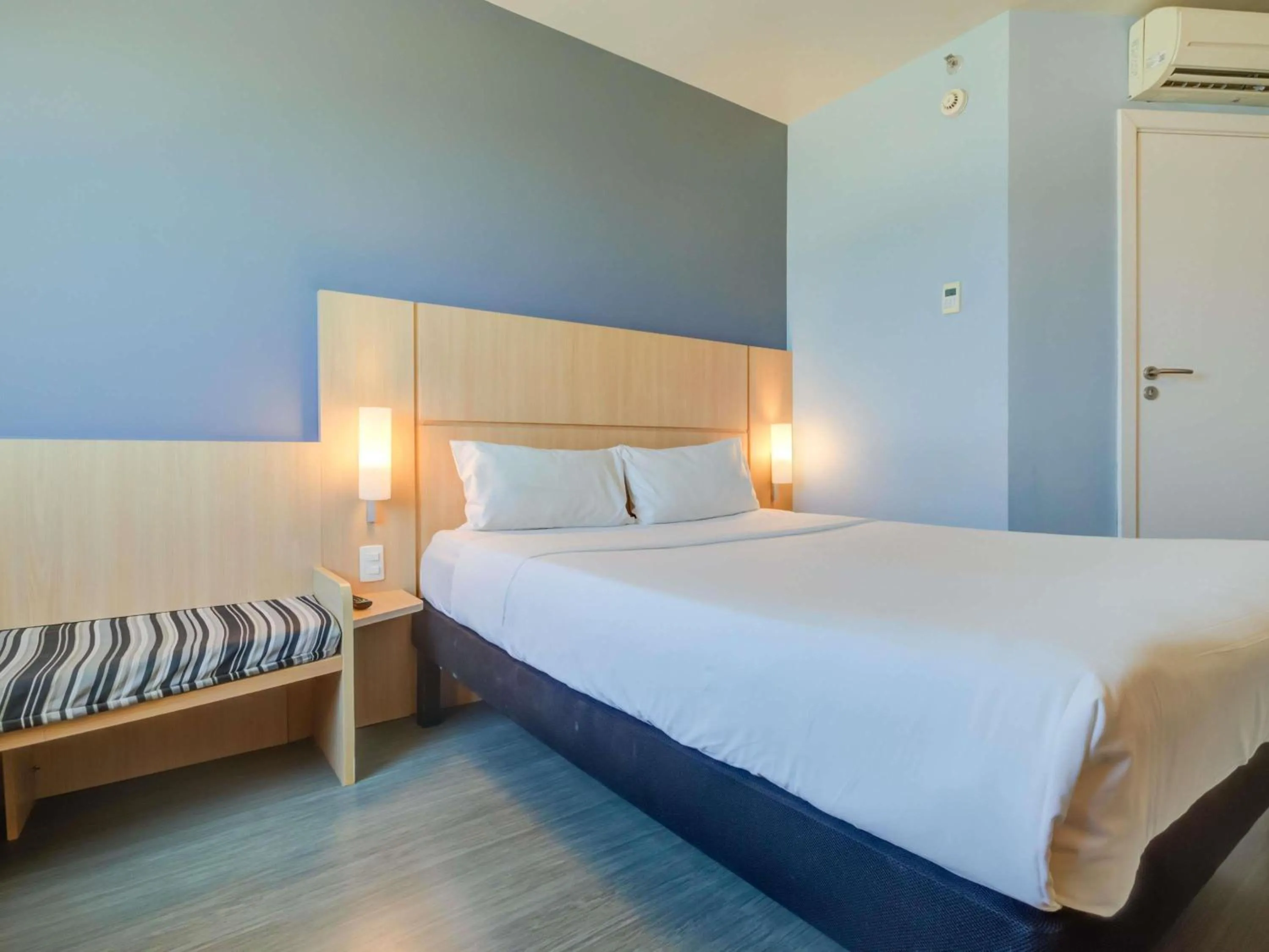 Bedroom, Bed in ibis Rio de Janeiro Barra da Tijuca