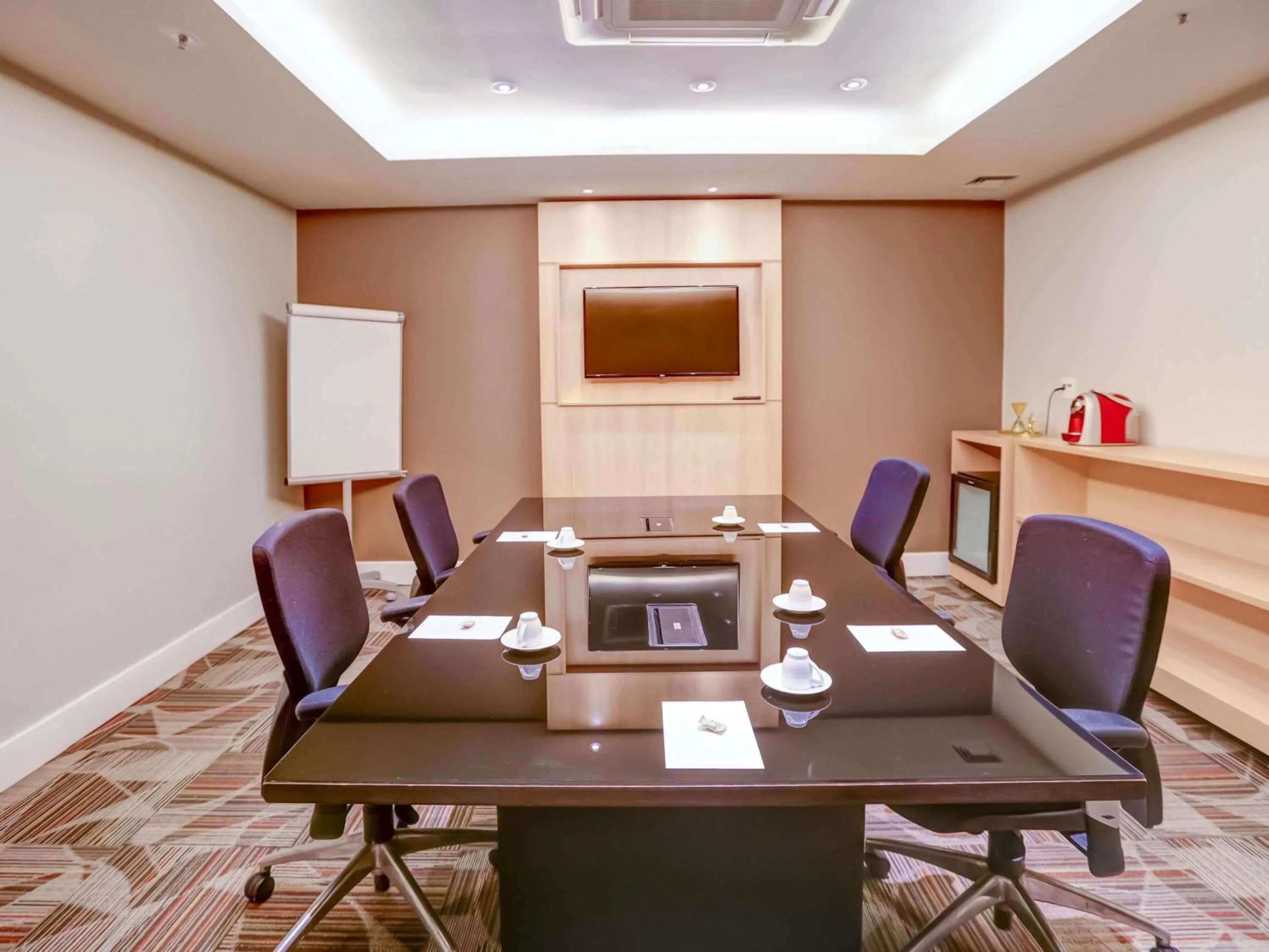 Meeting/conference room in ibis Rio de Janeiro Barra da Tijuca