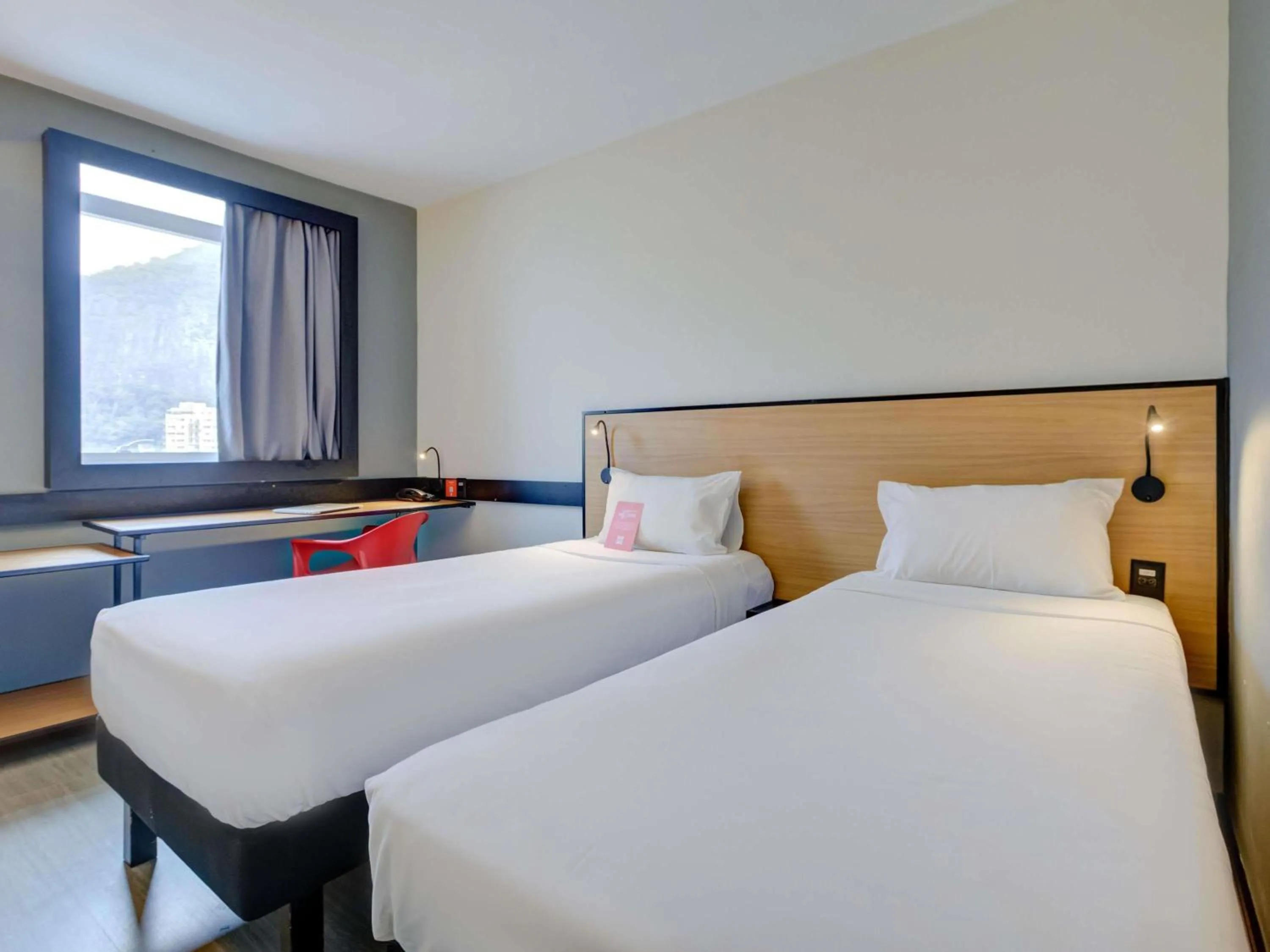 Bedroom, Bed in ibis Rio de Janeiro Barra da Tijuca