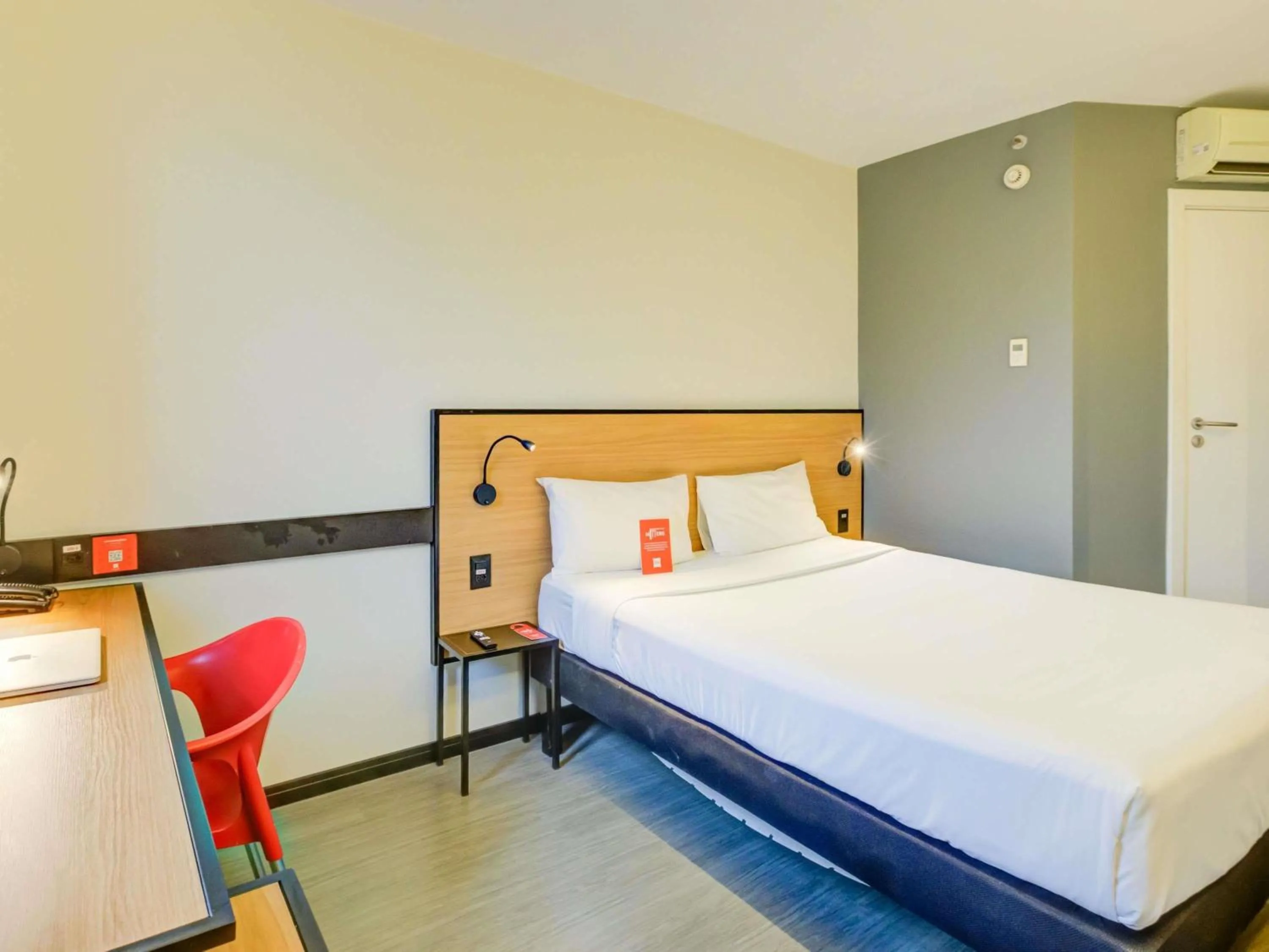 Bedroom, Bed in ibis Rio de Janeiro Barra da Tijuca