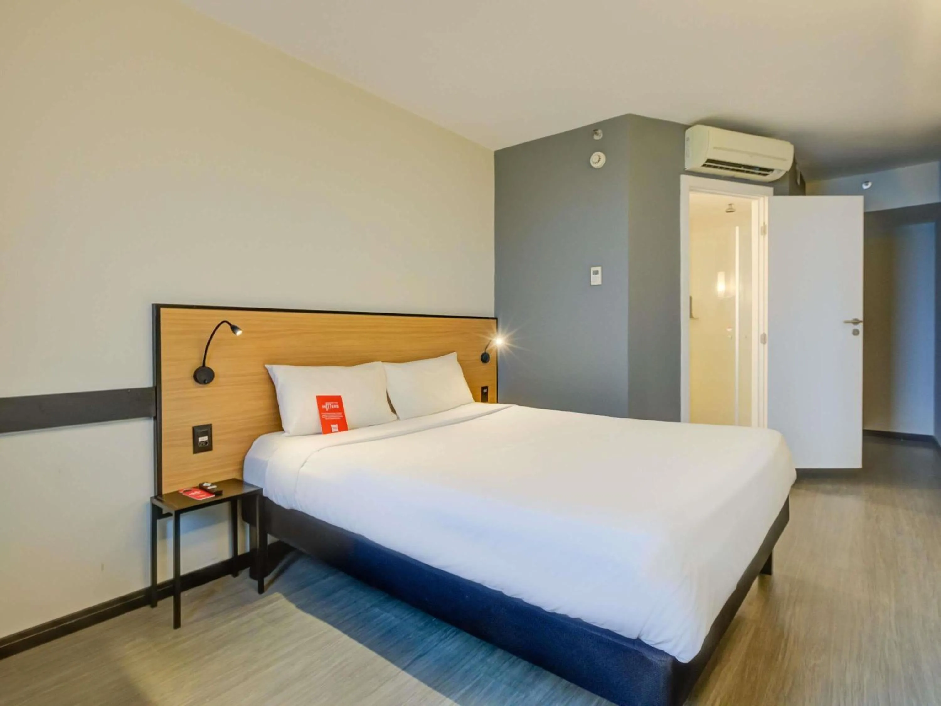 Bedroom, Bed in ibis Rio de Janeiro Barra da Tijuca