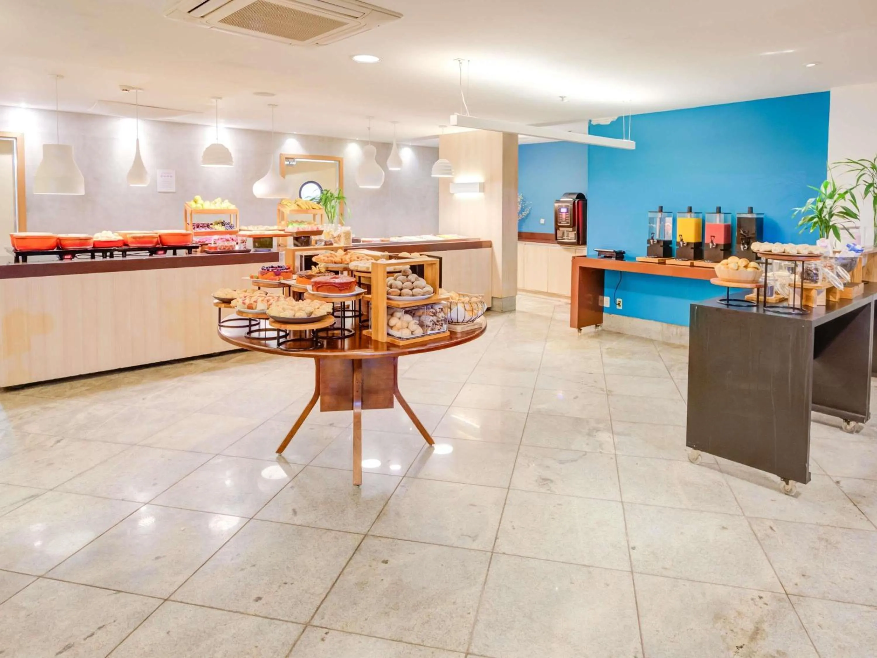 Restaurant/places to eat in ibis Rio de Janeiro Barra da Tijuca