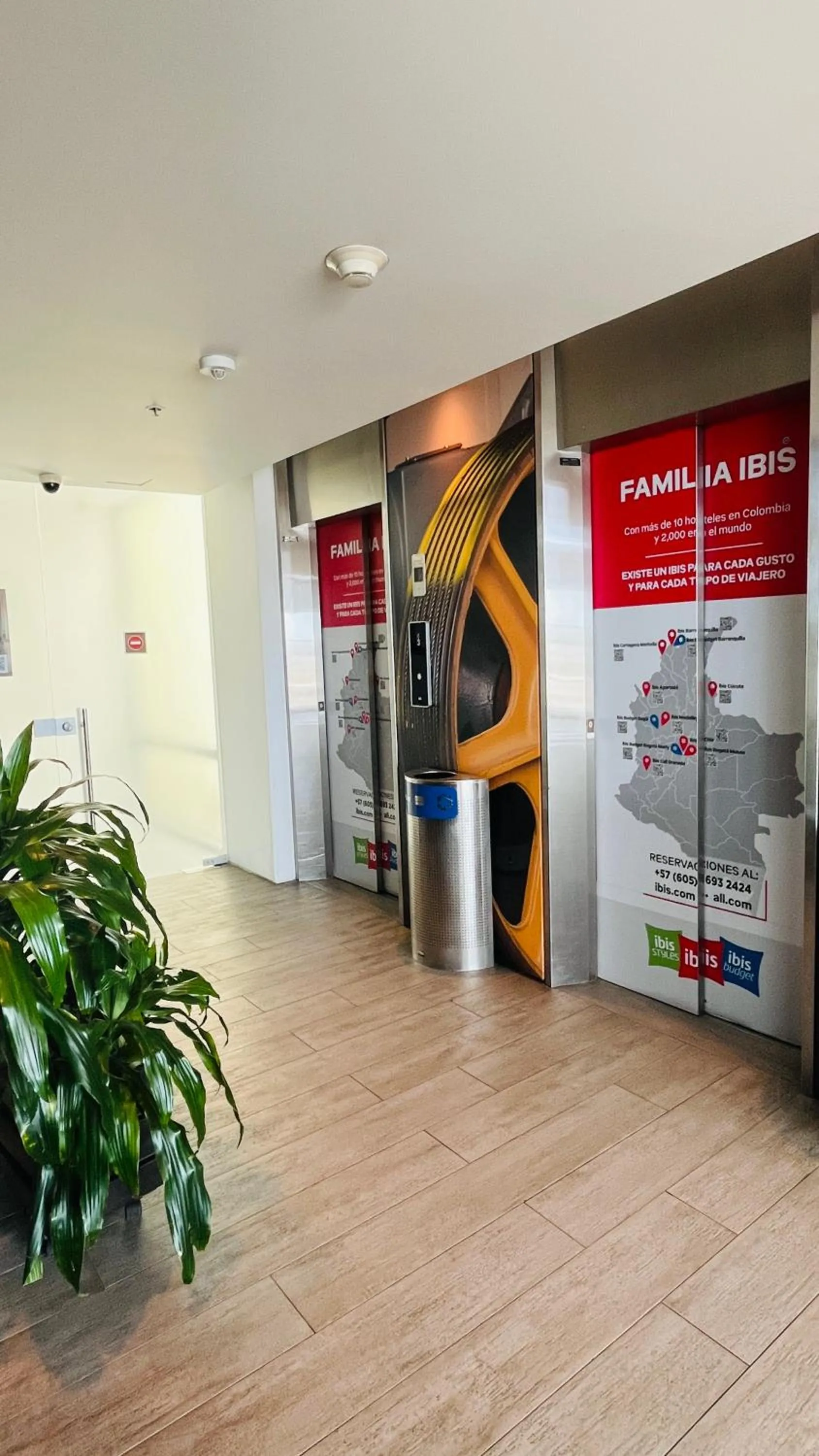 Property building in ibis Cartagena Marbella