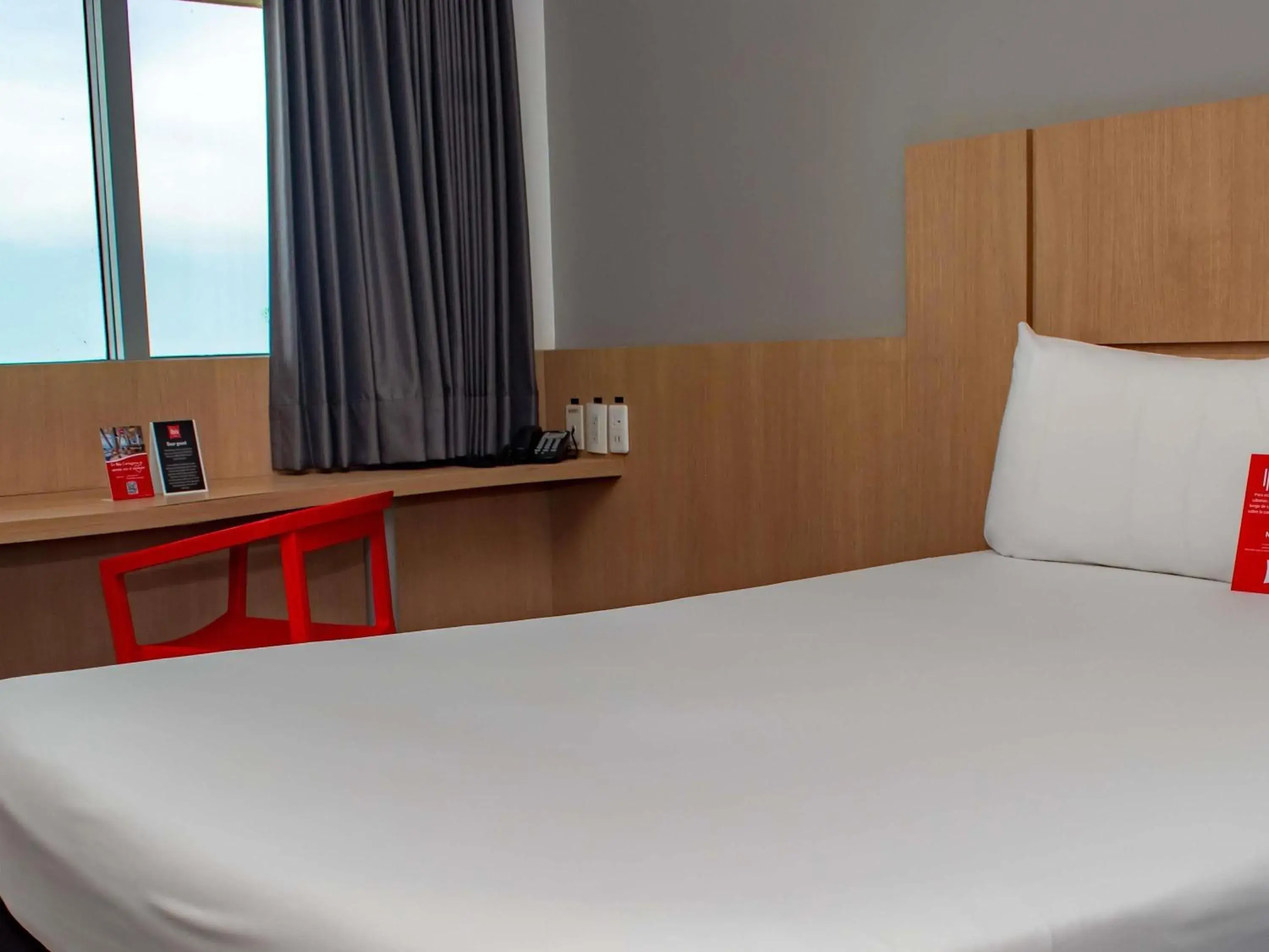 Standard Room with Double Bed and Sea View in ibis Cartagena Marbella Standard Room with Double Bed and Sea View in ibis Cartagena Marbella