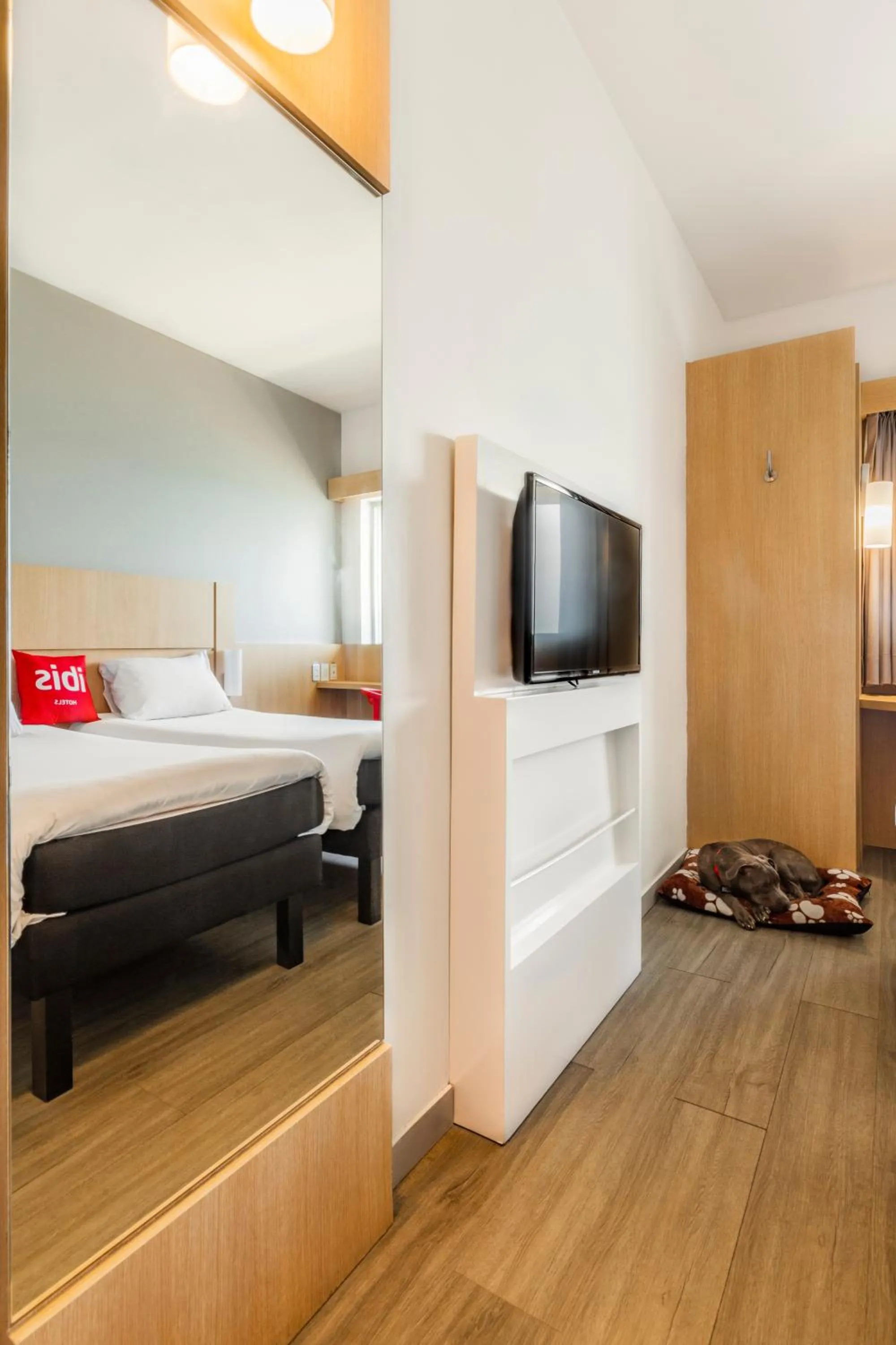 Bed in ibis Cartagena Marbella